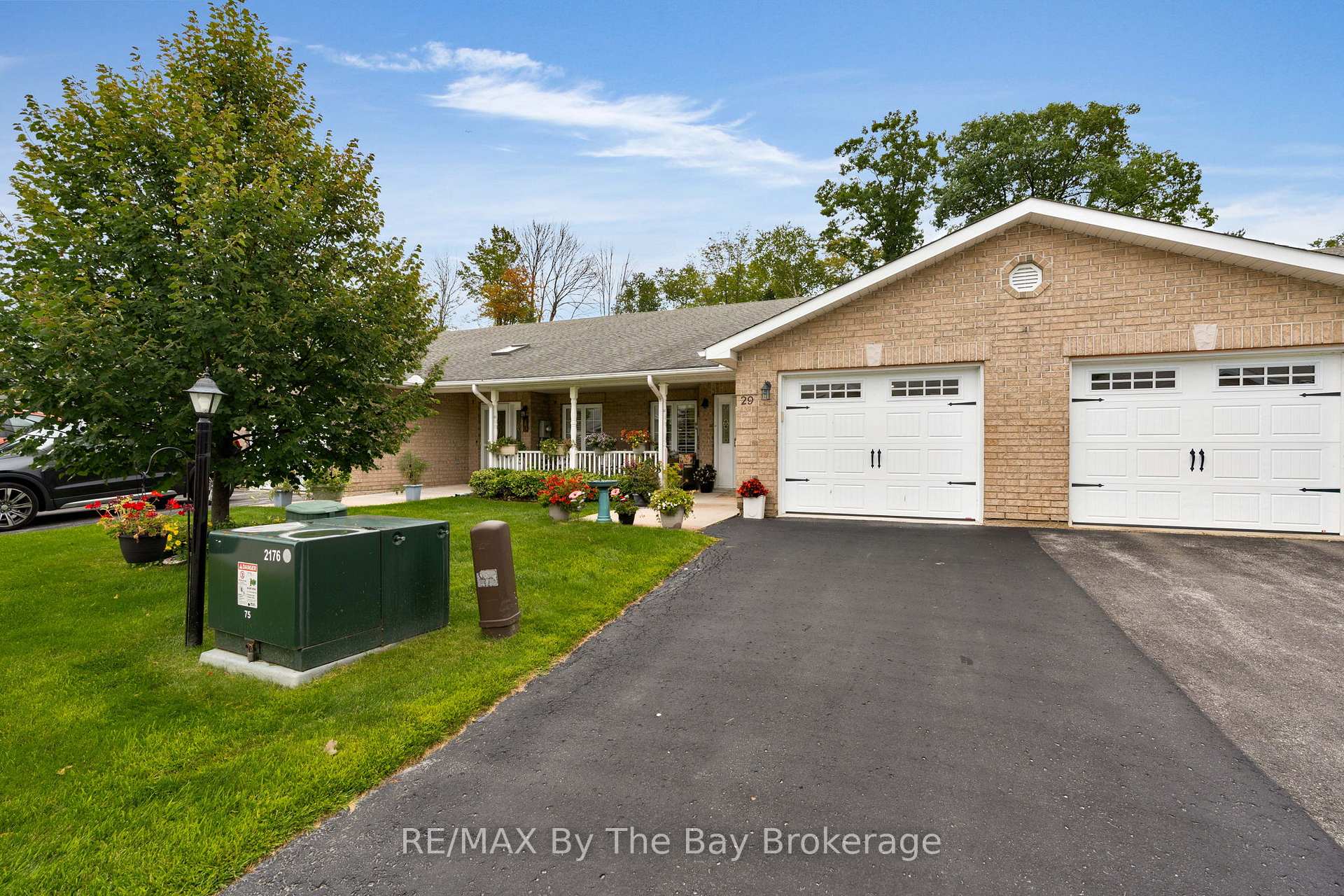 Photo 1 of 29 Meadow Lane, Wasaga Beach — HOMEH