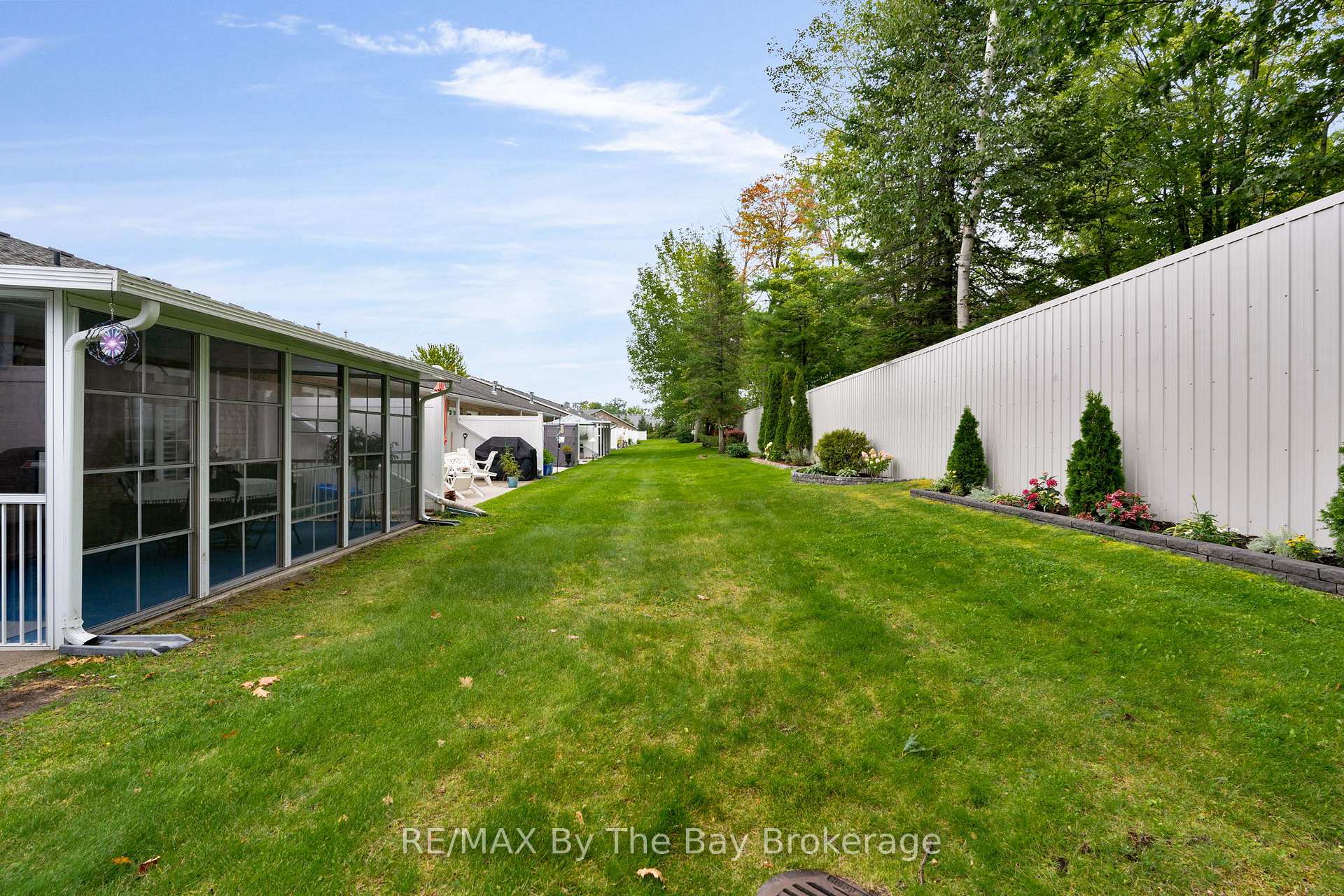 Photo 25 of 29 Meadow Lane, Wasaga Beach — HOMEH