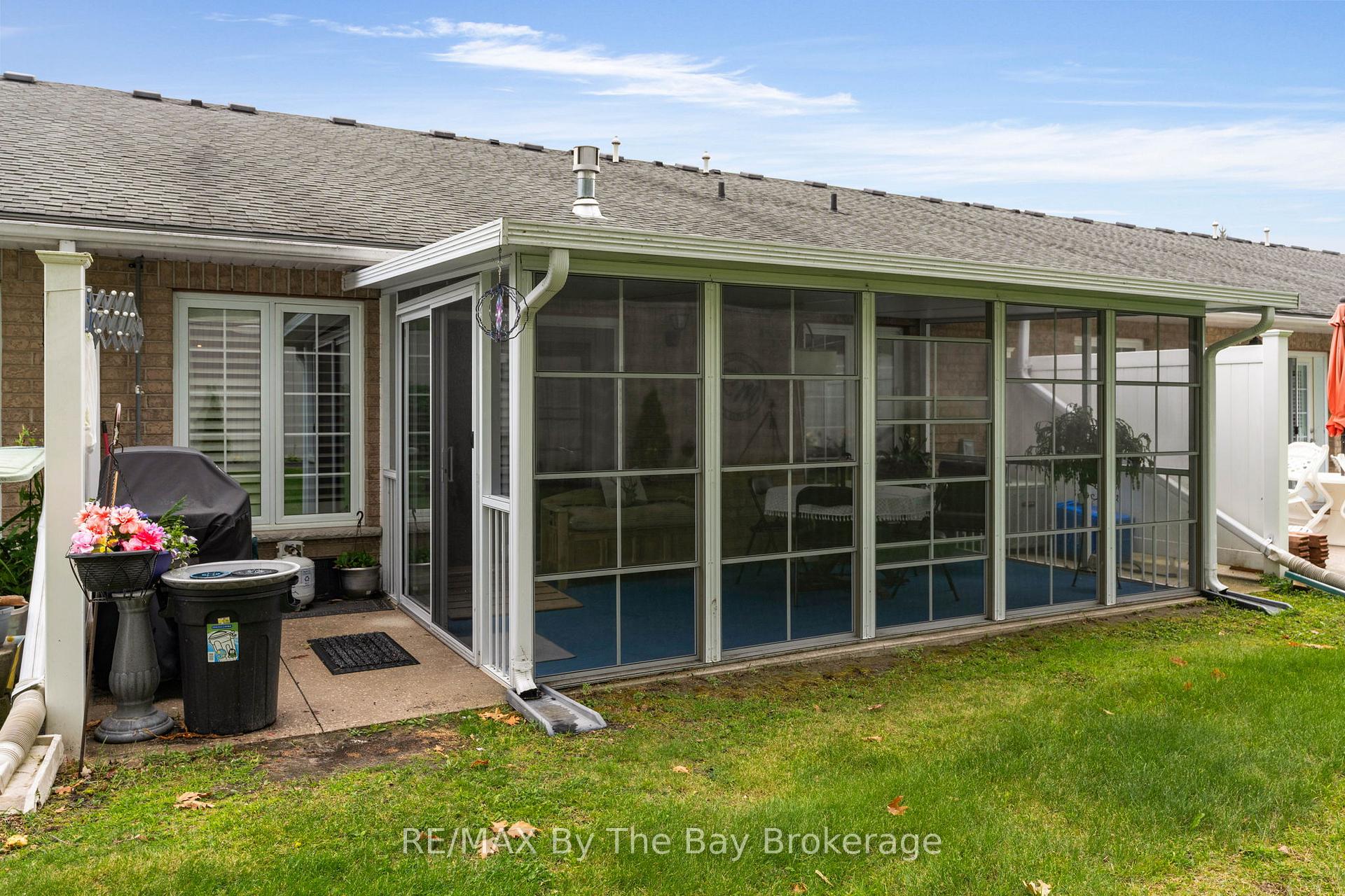 Photo 27 of 29 Meadow Lane, Wasaga Beach — HOMEH