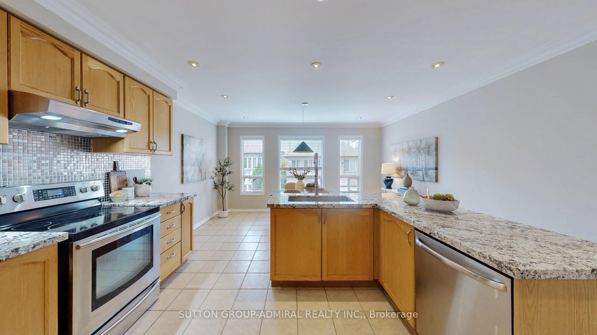Photo 28 of 216 Maple Sugar Lane, Vaughan, Patterson — HOMEH