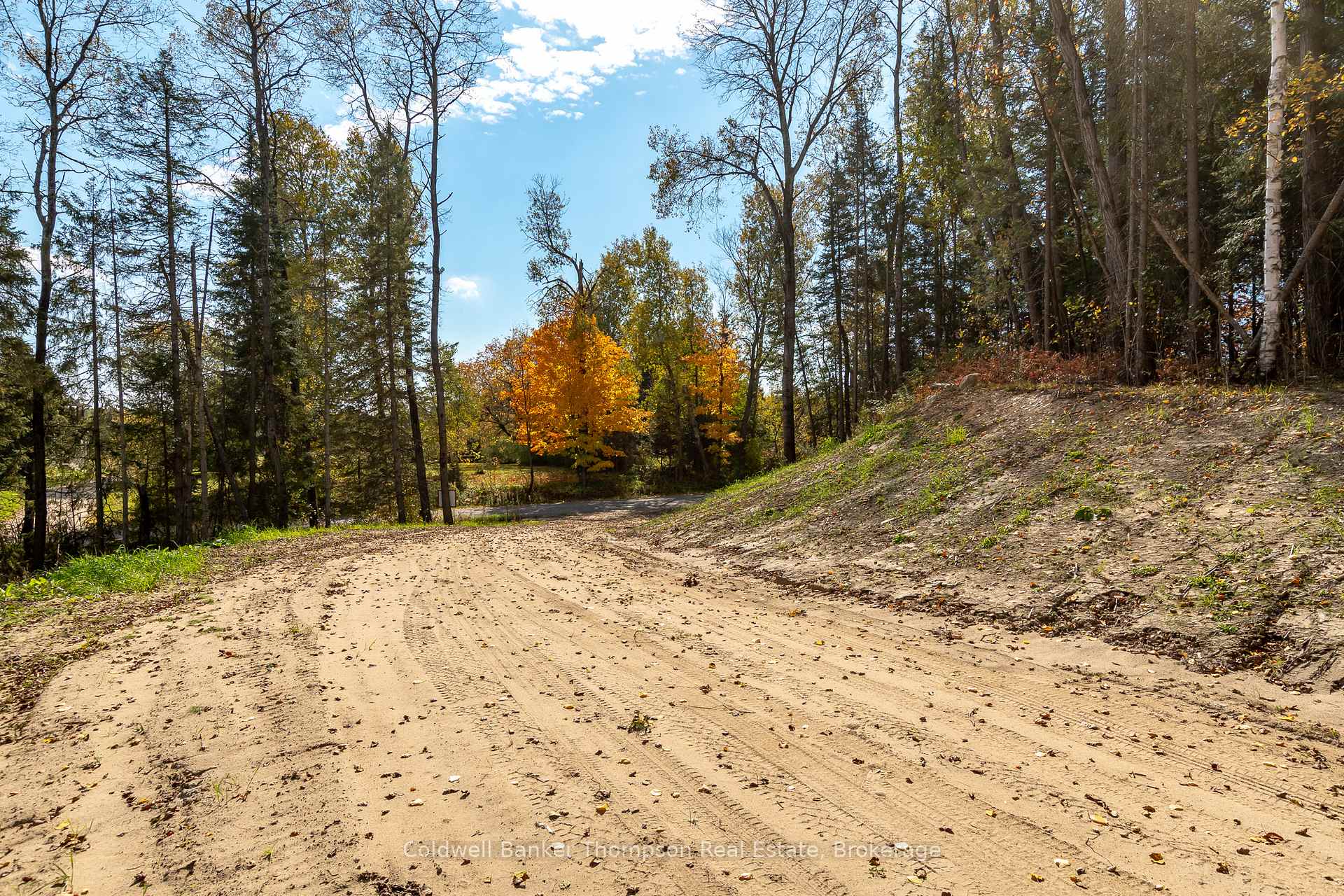 Photo 11 of 240 North Pickerel Lake Road, Armour — HOMEH