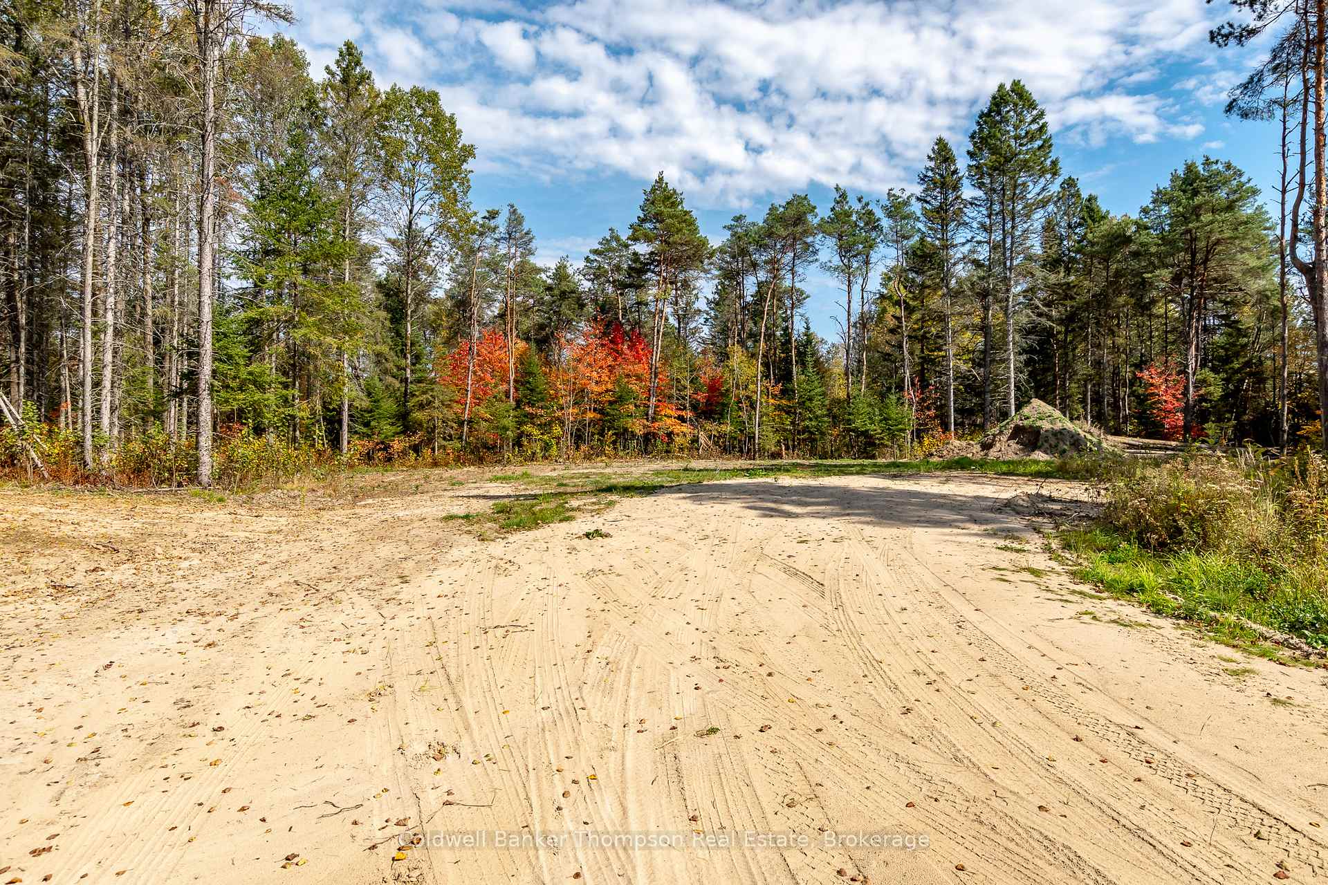 Photo 13 of 240 North Pickerel Lake Road, Armour — HOMEH