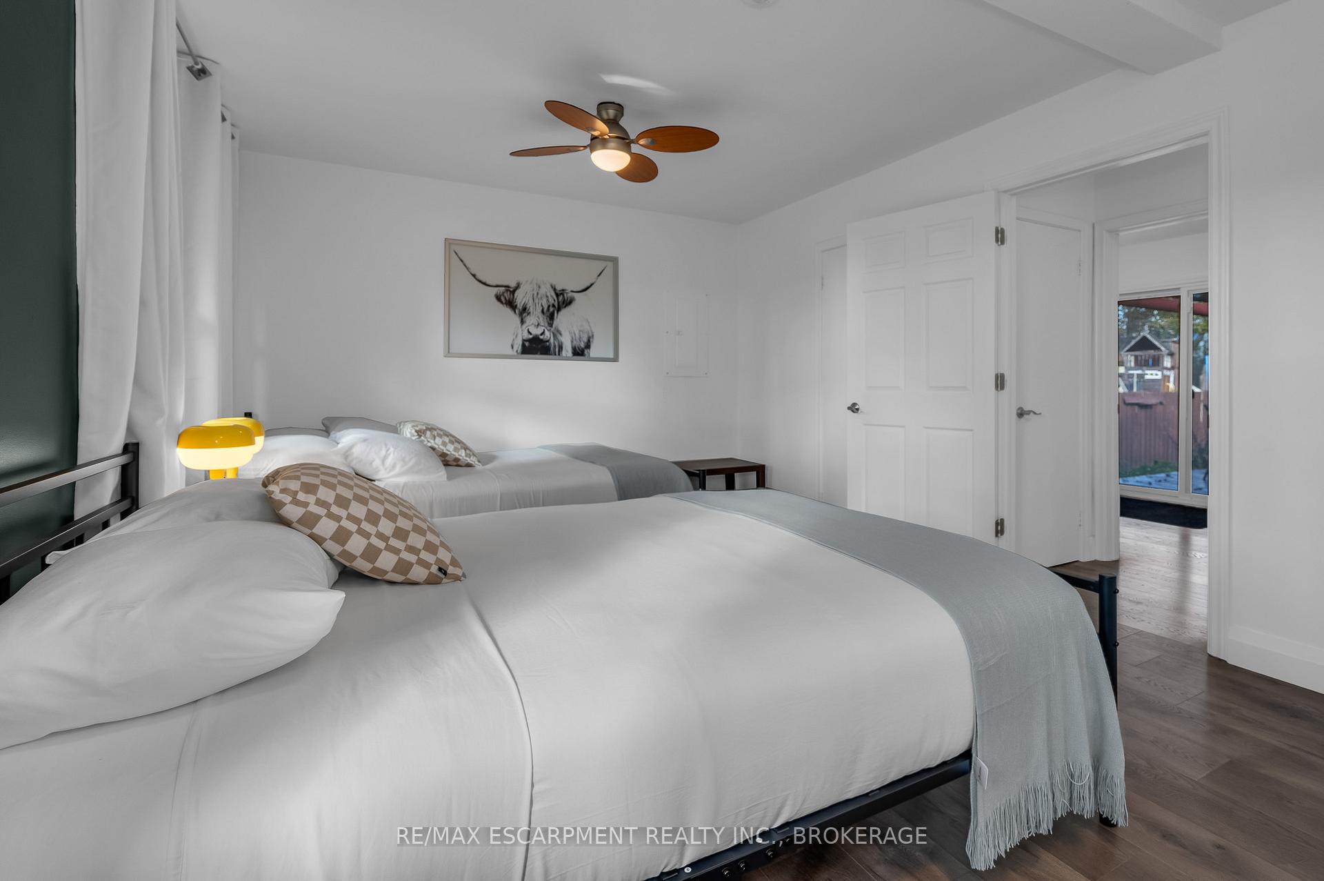 Photo 23 of Unit Main, 12 Parkview Crescent, Welland, Prince Charles — HOMEH