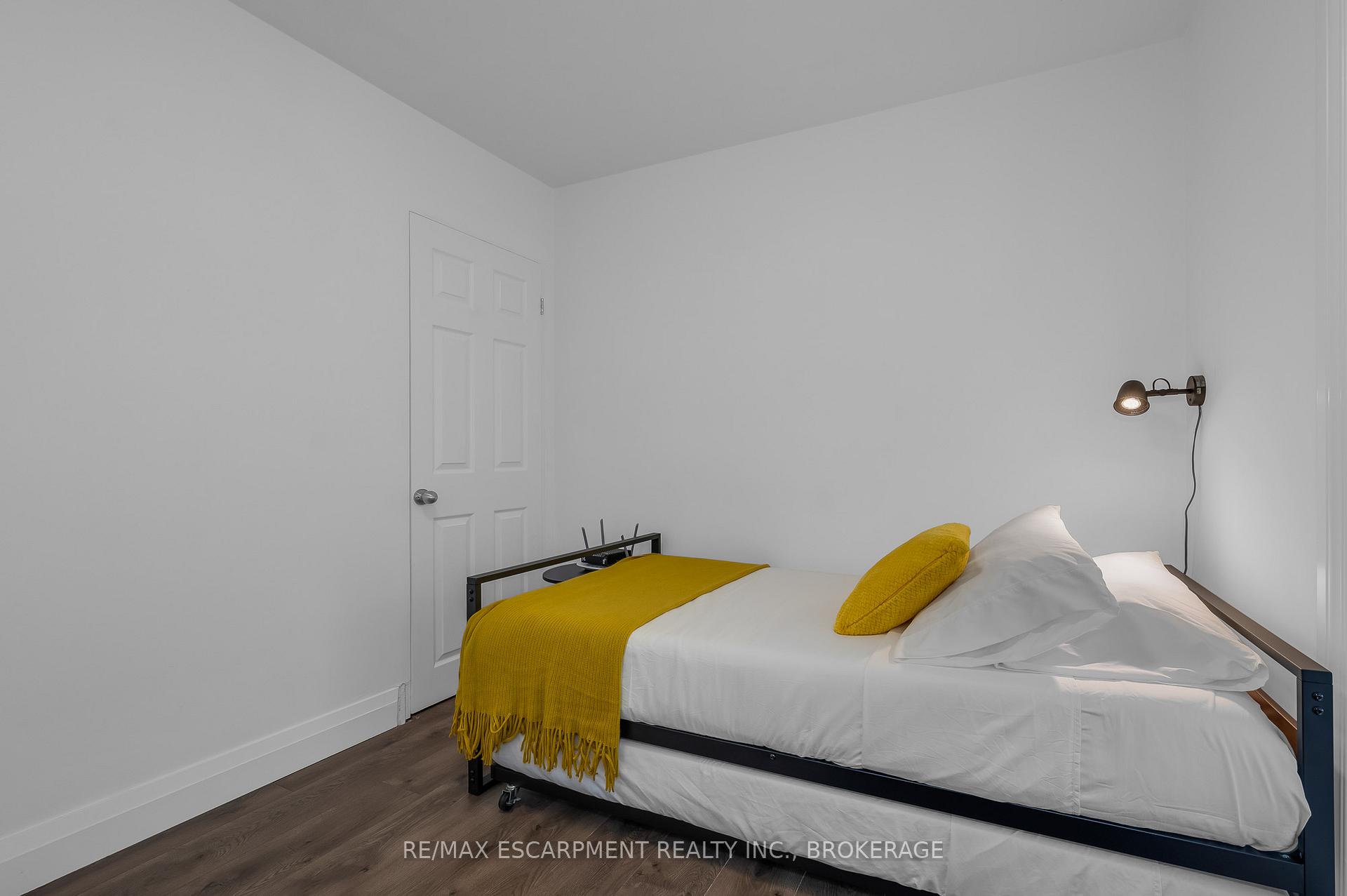 Photo 24 of Unit Main, 12 Parkview Crescent, Welland, Prince Charles — HOMEH