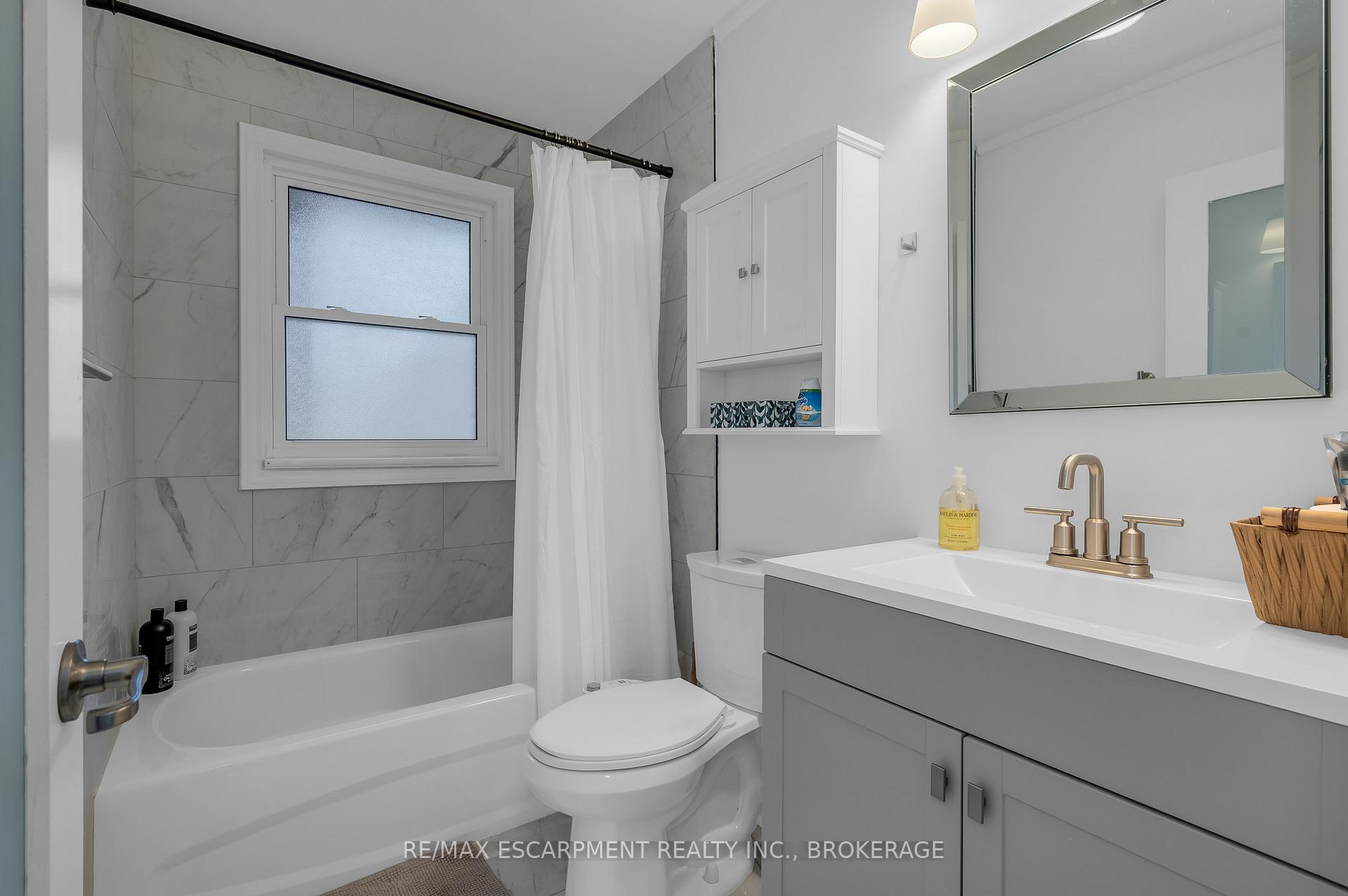 Photo 26 of Unit Main, 12 Parkview Crescent, Welland, Prince Charles — HOMEH