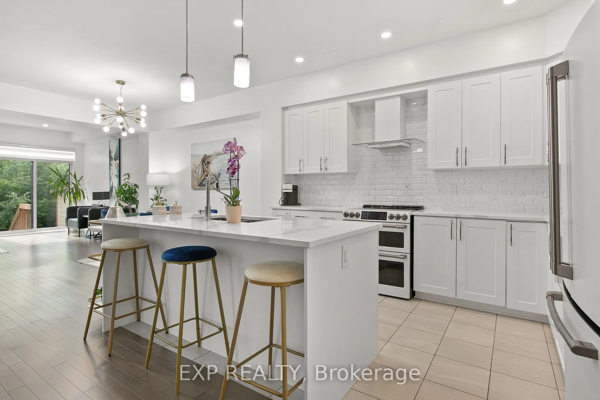 Photo 6 of 1010 Eider Street, Ottawa, Riverside South/Gloucester Glen — HOMEH