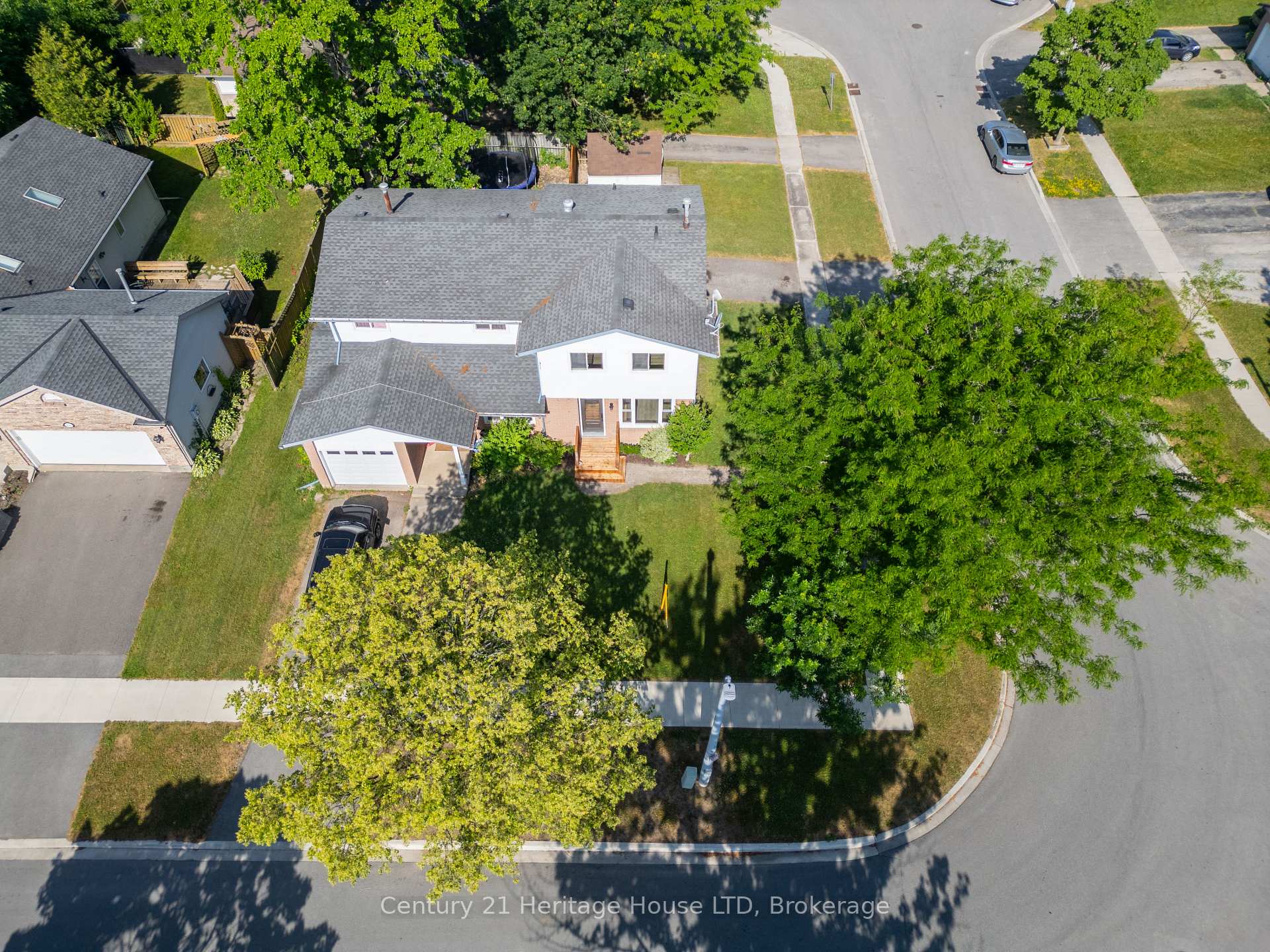 Photo 36 of 114 Northgate Drive, Welland, N. Welland — HOMEH