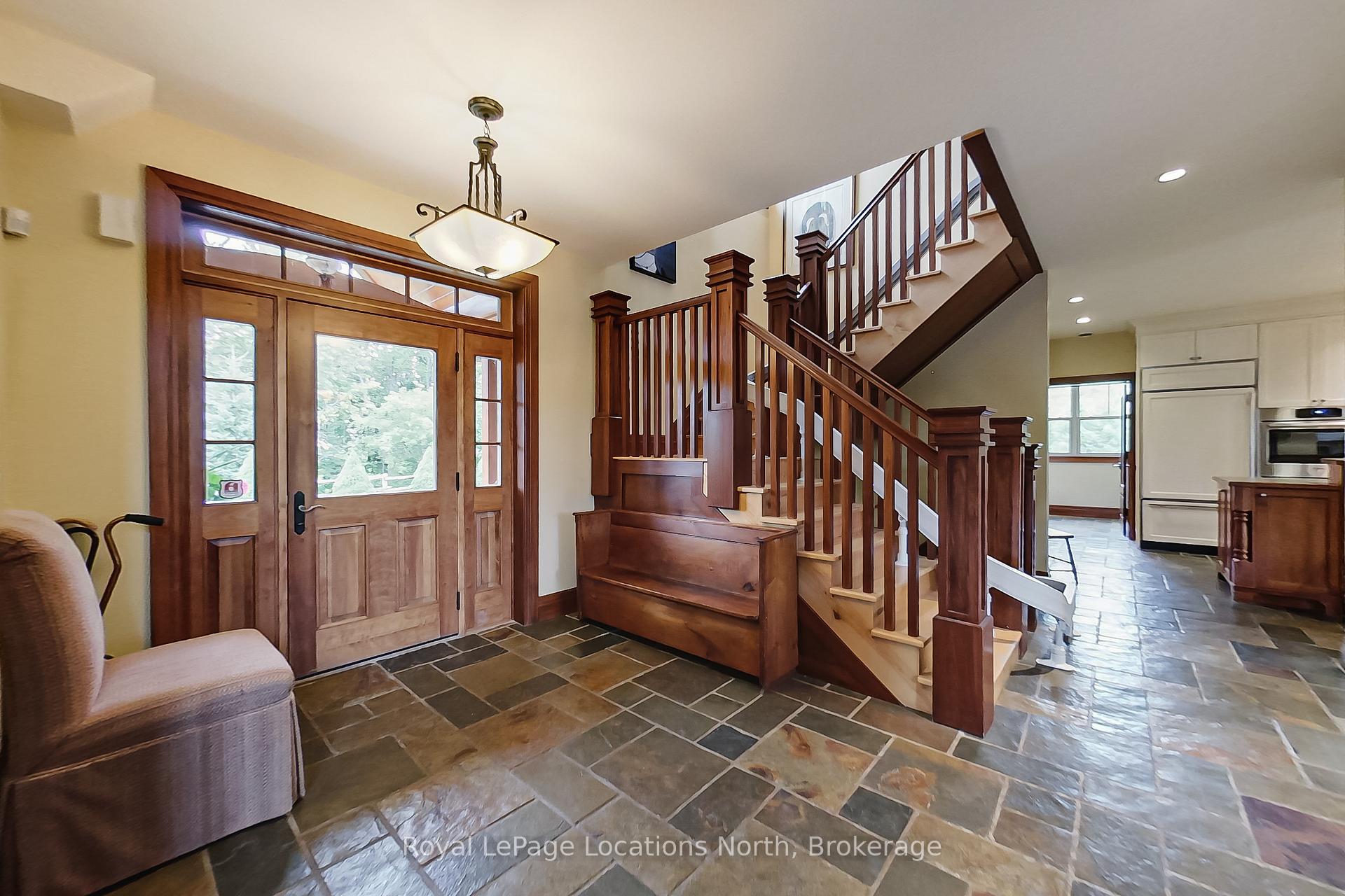 Photo 4 of 415456 Tenth Line, Blue Mountains — HOMEH