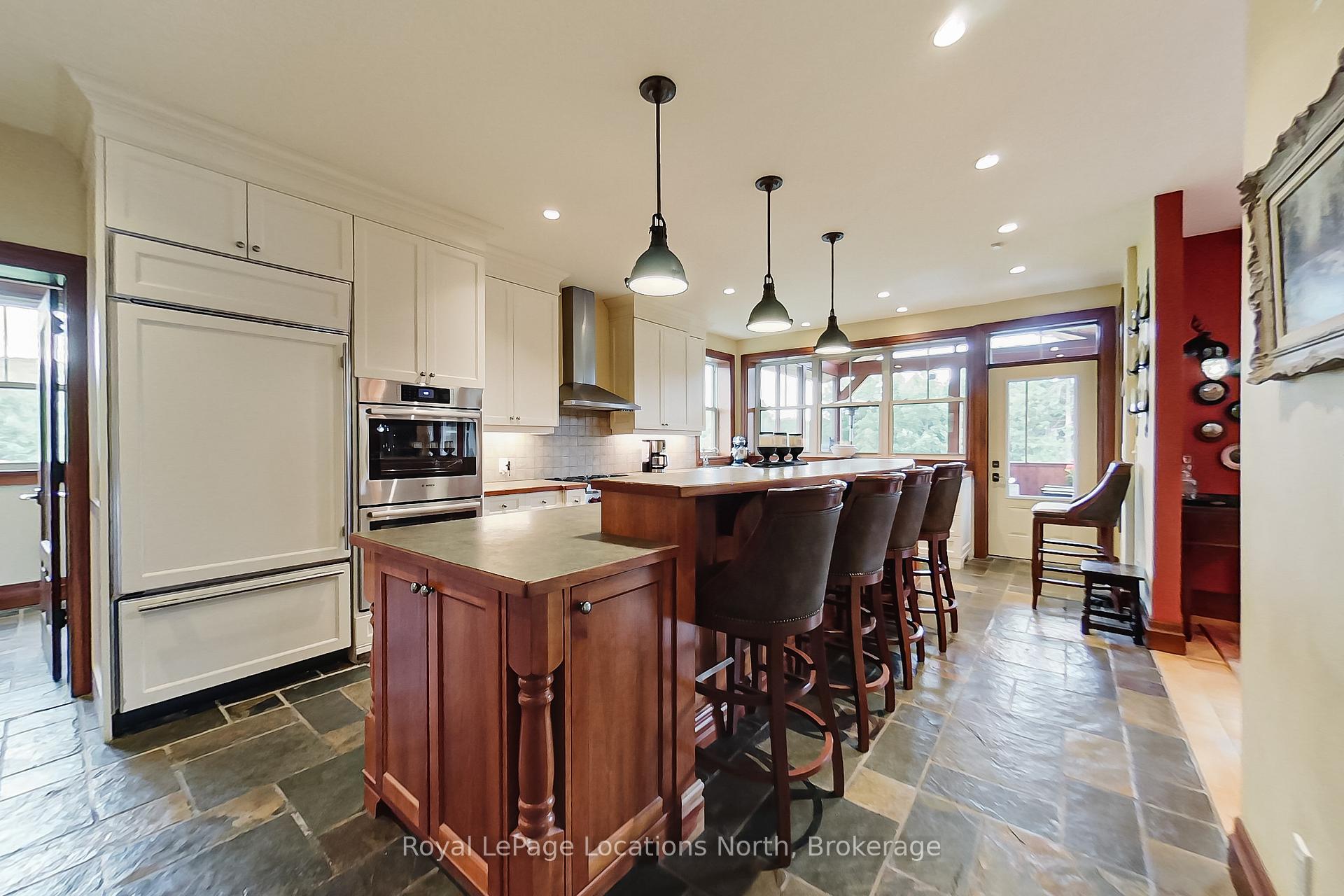 Photo 15 of 415456 Tenth Line, Blue Mountains — HOMEH