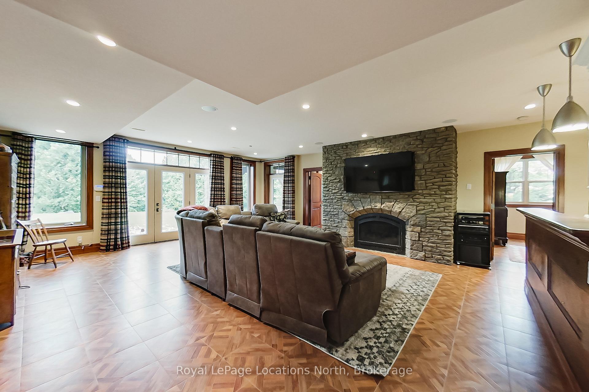 Photo 36 of 415456 Tenth Line, Blue Mountains — HOMEH