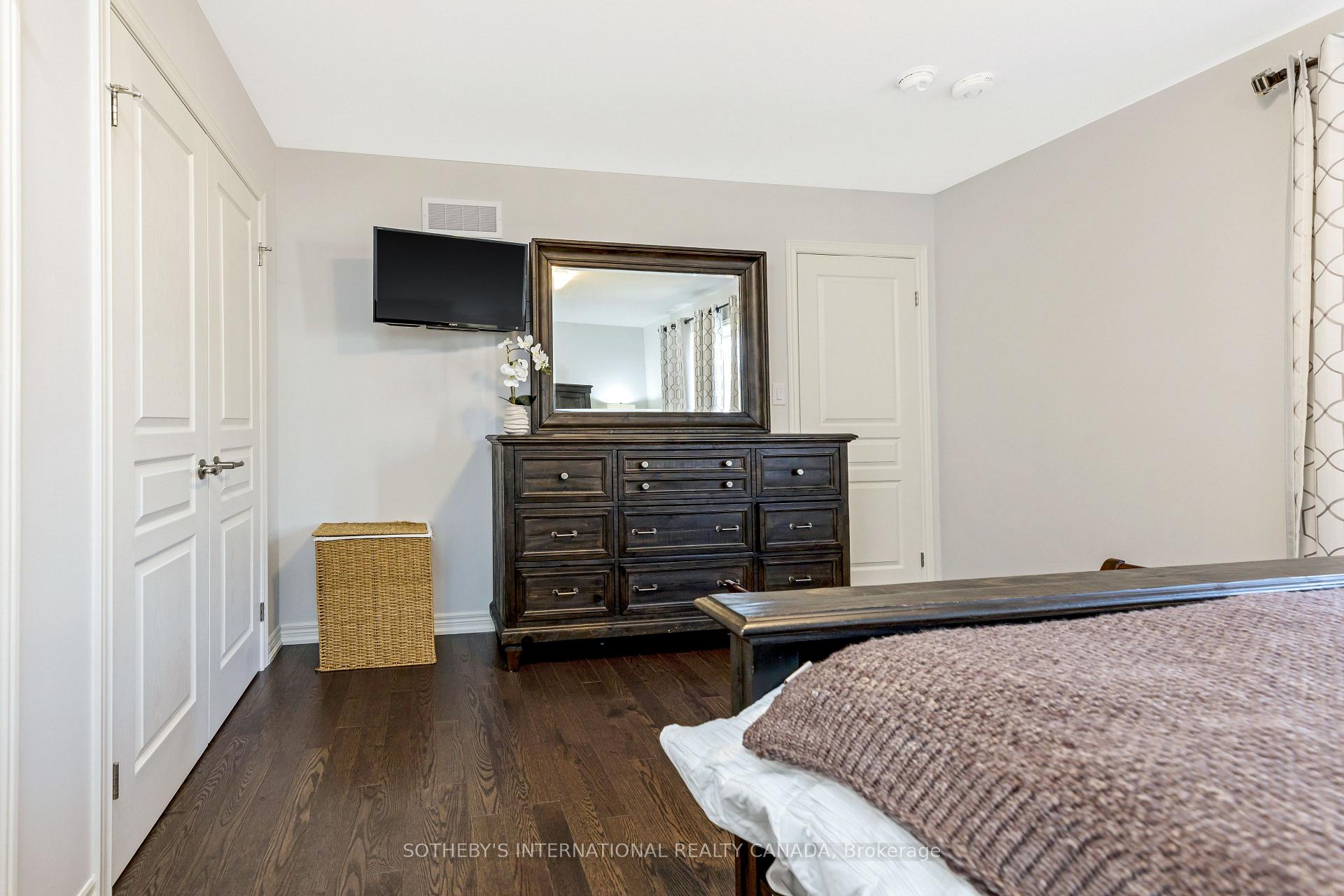 Photo 17 of 69 Crow Street, Welland, Coyle Creek — HOMEH