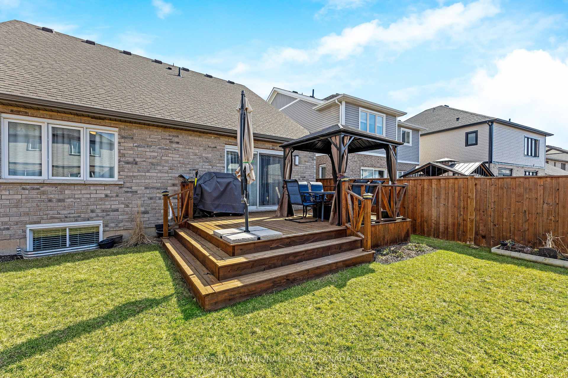 Photo 31 of 69 Crow Street, Welland, Coyle Creek — HOMEH