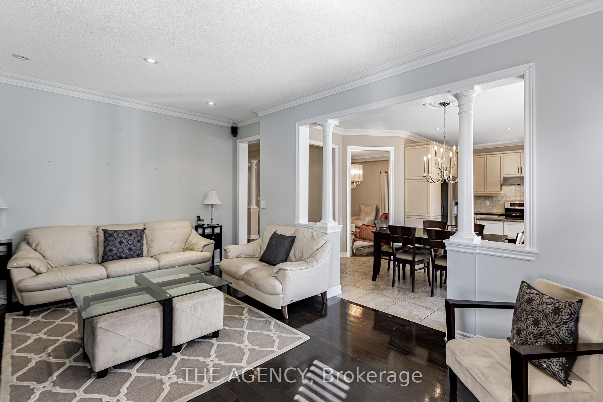 Photo 10 of 33 Ascalon Drive, Vaughan, Patterson — HOMEH
