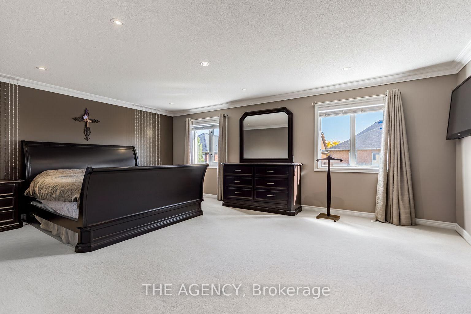 Photo 13 of 33 Ascalon Drive, Vaughan, Patterson — HOMEH