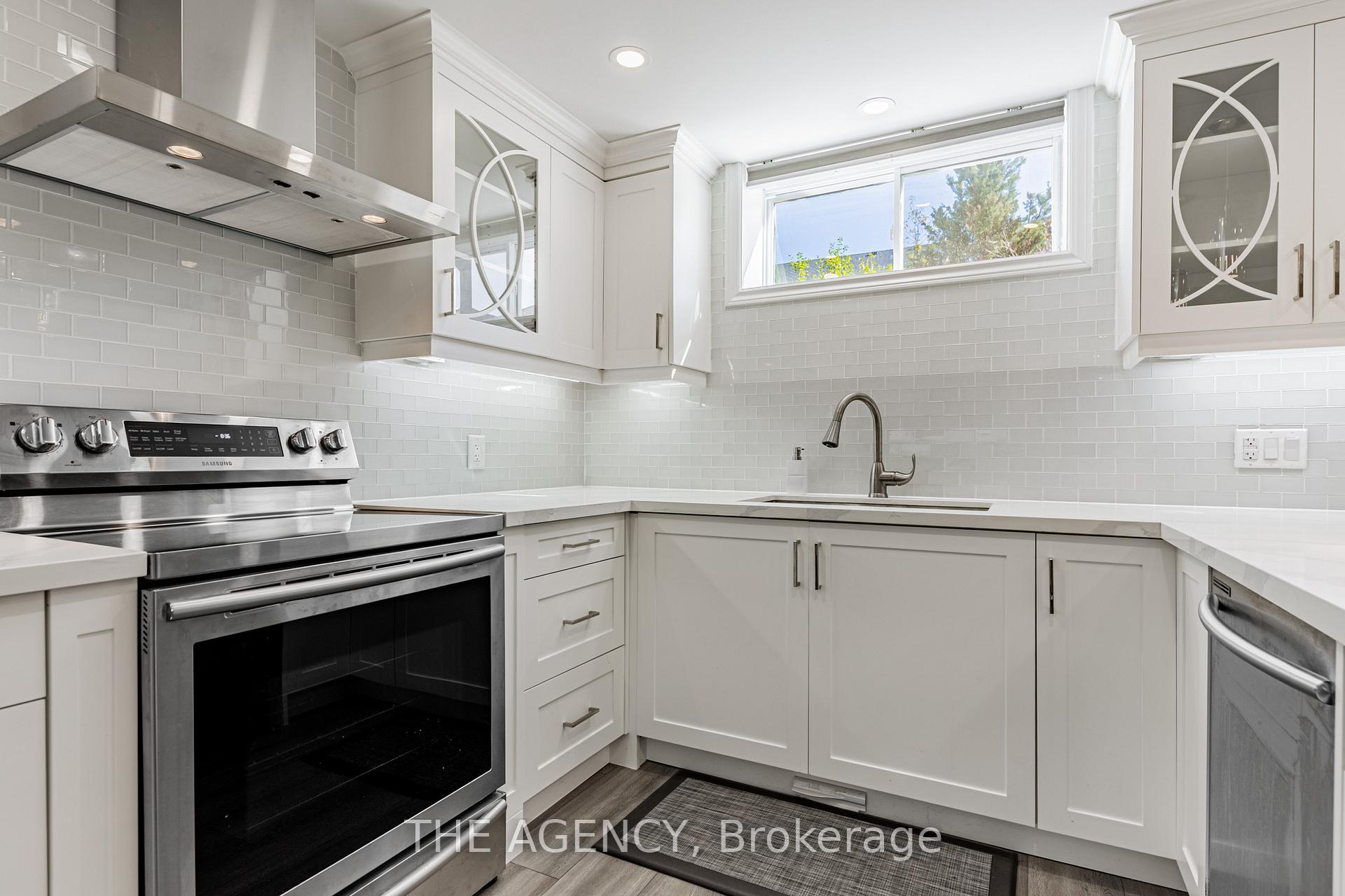 Photo 26 of 33 Ascalon Drive, Vaughan, Patterson — HOMEH