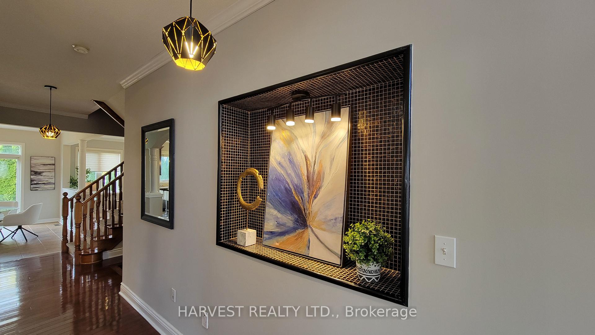 Photo 5 of 10 Conover Avenue, Aurora, Bayview Northeast — HOMEH