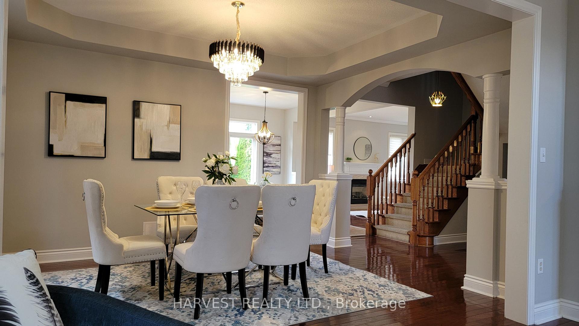 Photo 6 of 10 Conover Avenue, Aurora, Bayview Northeast — HOMEH