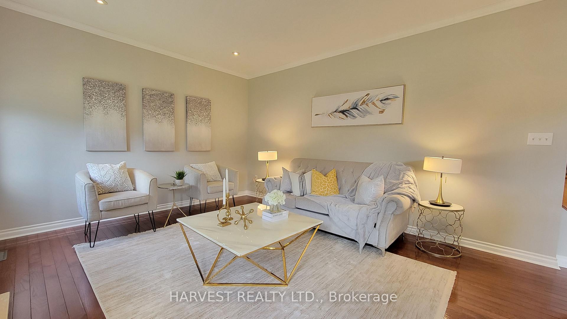 Photo 9 of 10 Conover Avenue, Aurora, Bayview Northeast — HOMEH