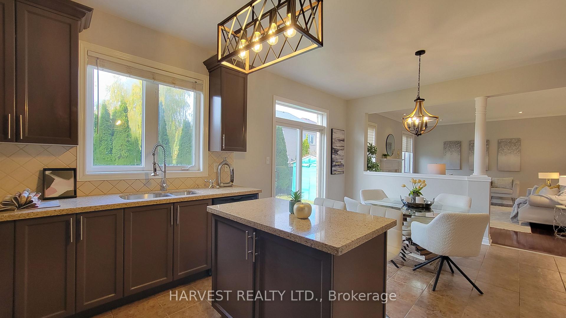 Photo 10 of 10 Conover Avenue, Aurora, Bayview Northeast — HOMEH