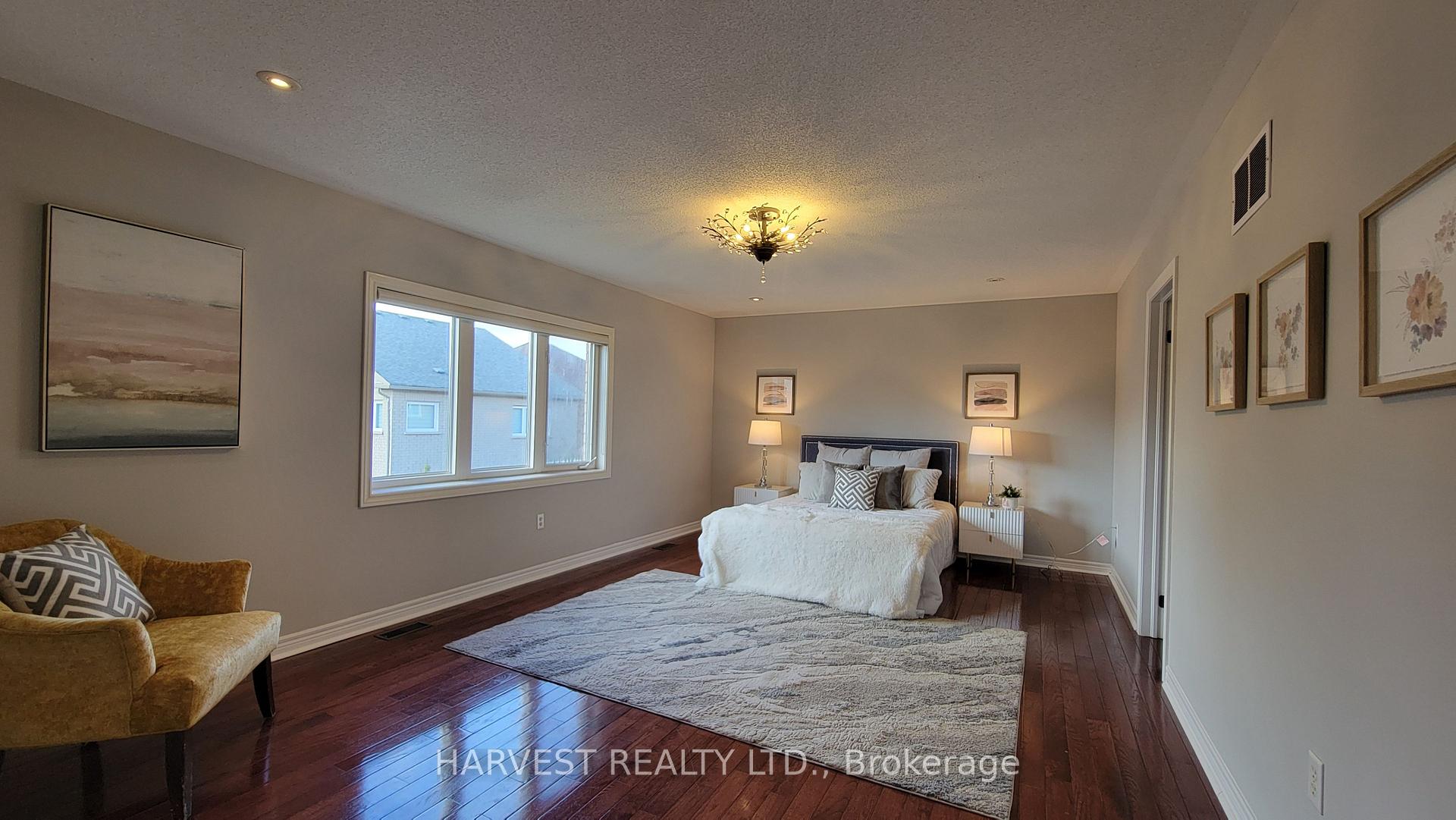Photo 32 of 10 Conover Avenue, Aurora, Bayview Northeast — HOMEH