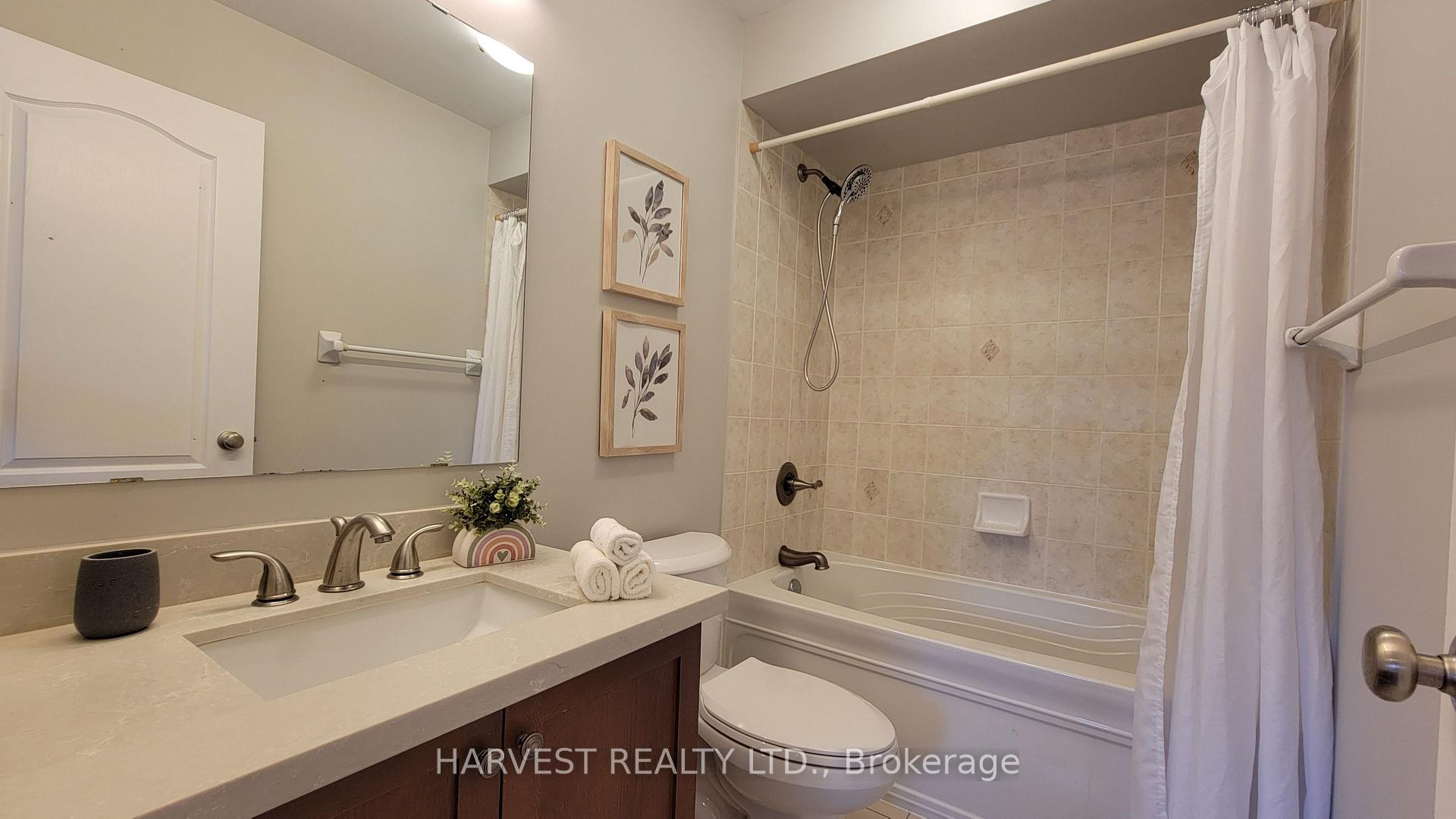 Photo 24 of 10 Conover Avenue, Aurora, Bayview Northeast — HOMEH