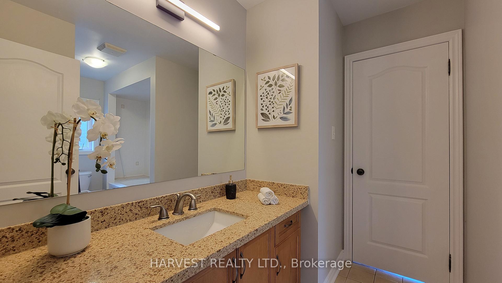 Photo 36 of 10 Conover Avenue, Aurora, Bayview Northeast — HOMEH