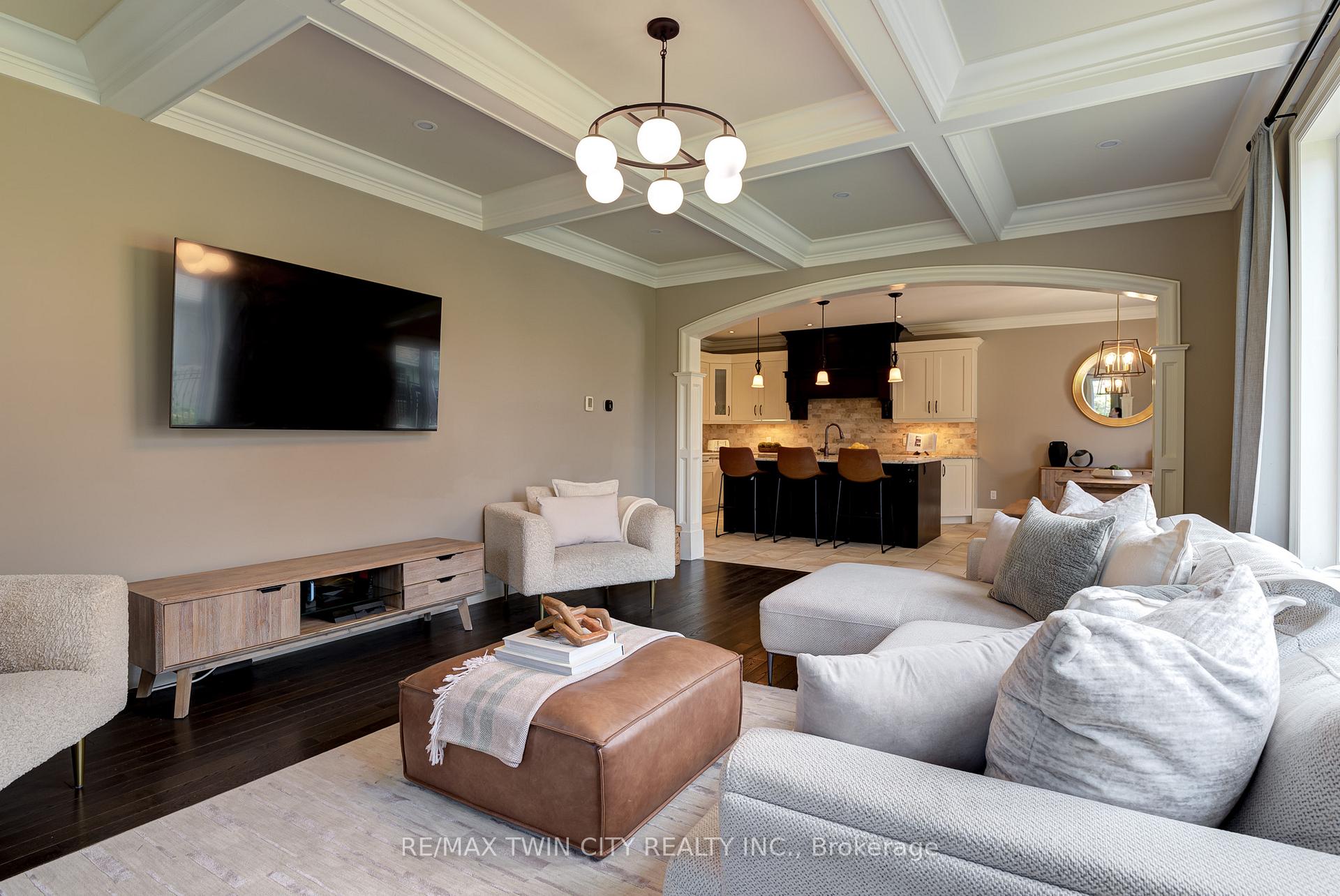 Photo 18 of 832 Copper Ridge Drive, Waterloo, Eastbridge — HOMEH