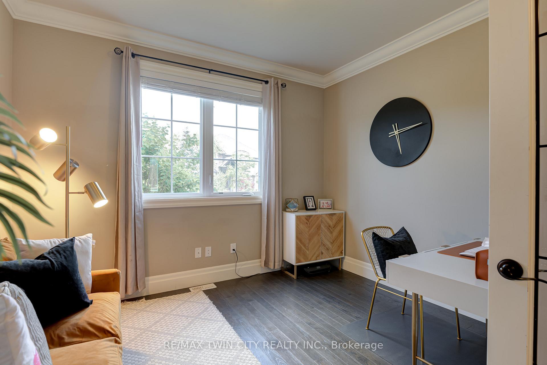 Photo 20 of 832 Copper Ridge Drive, Waterloo, Eastbridge — HOMEH