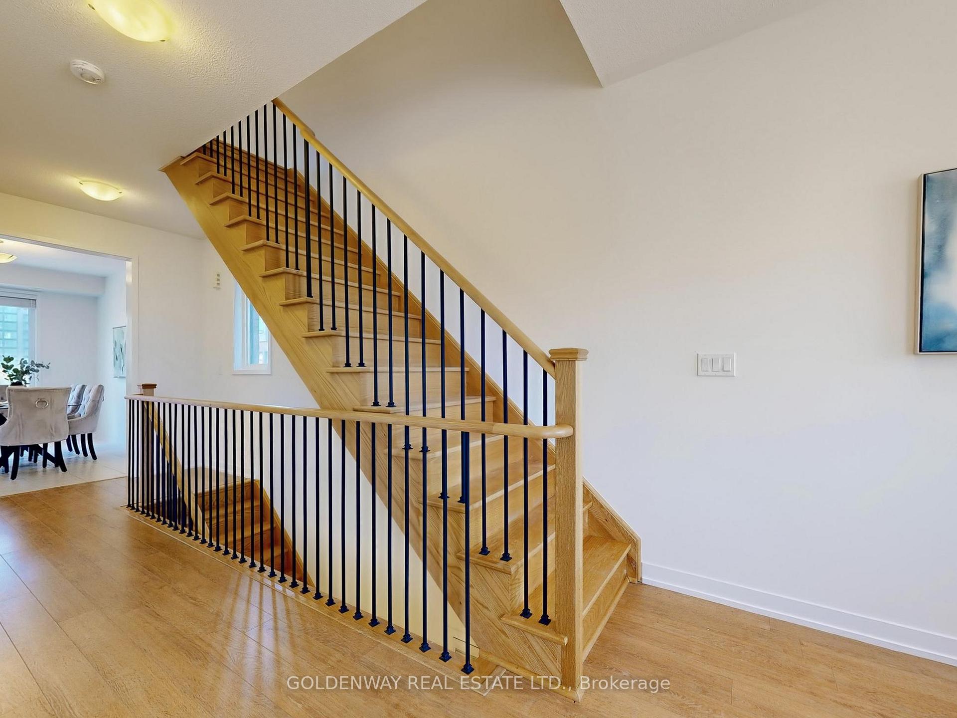 Photo 21 of 150 Salterton Circle, Vaughan, Maple — HOMEH