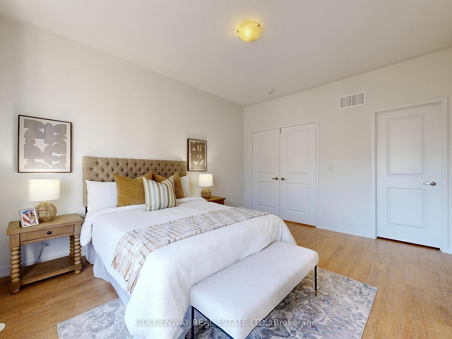 Photo 23 of 150 Salterton Circle, Vaughan, Maple — HOMEH