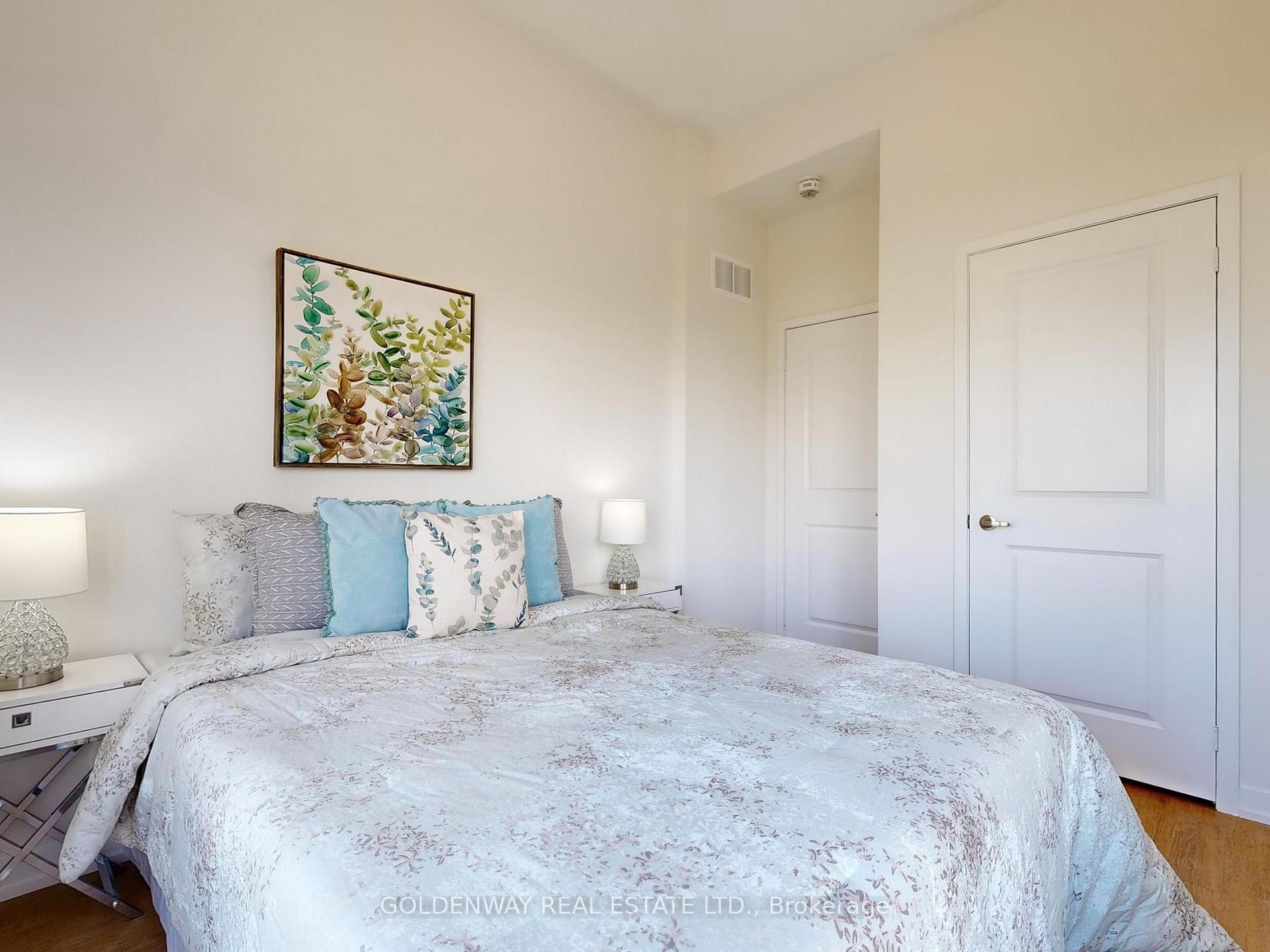 Photo 35 of 150 Salterton Circle, Vaughan, Maple — HOMEH