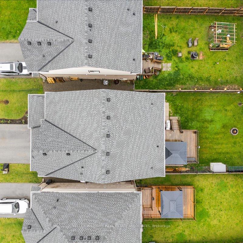 Photo 5 of 99 Monarch Street, Welland, Coyle Creek — HOMEH