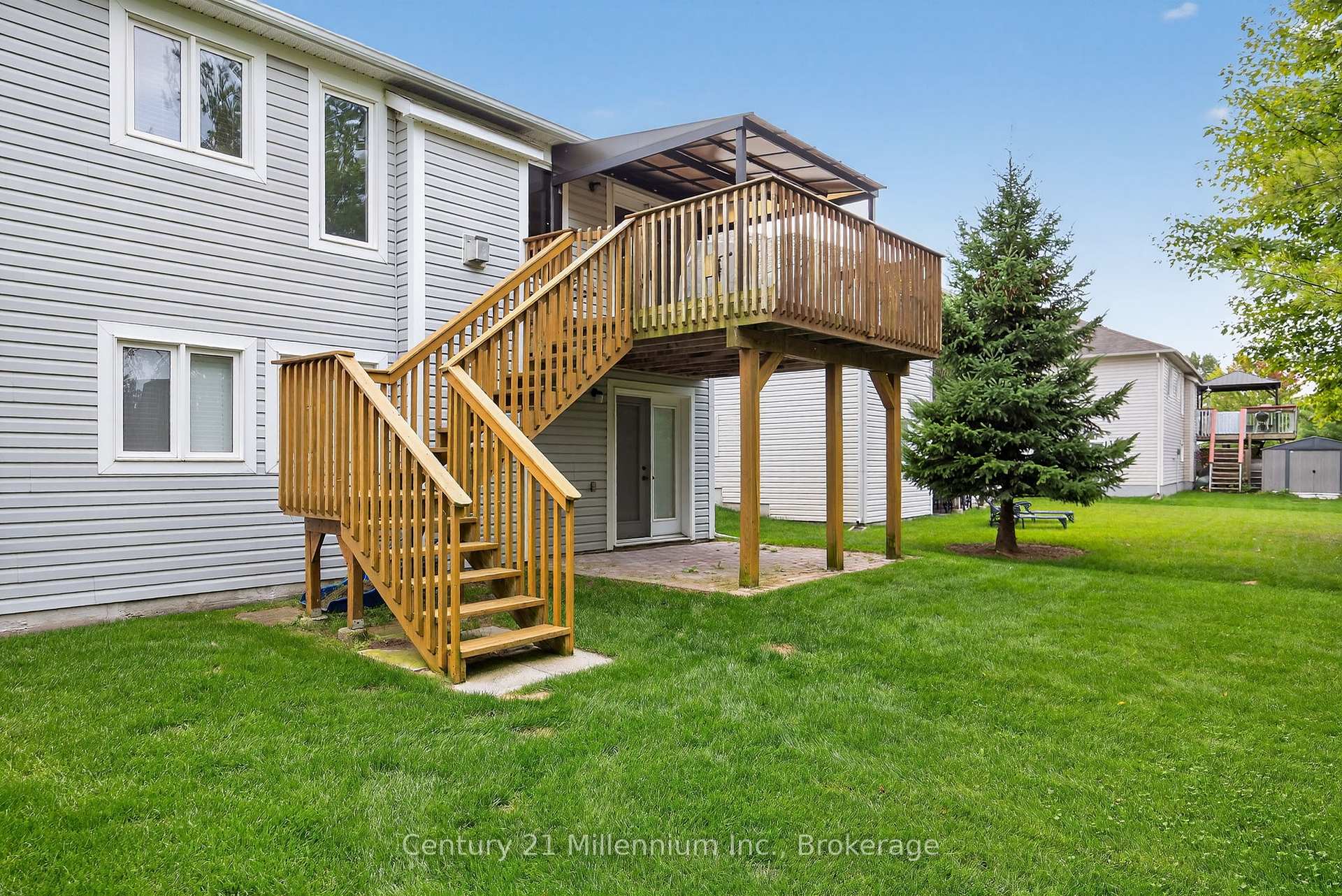 Photo 32 of 45 Red Pine Crescent, Wasaga Beach — HOMEH