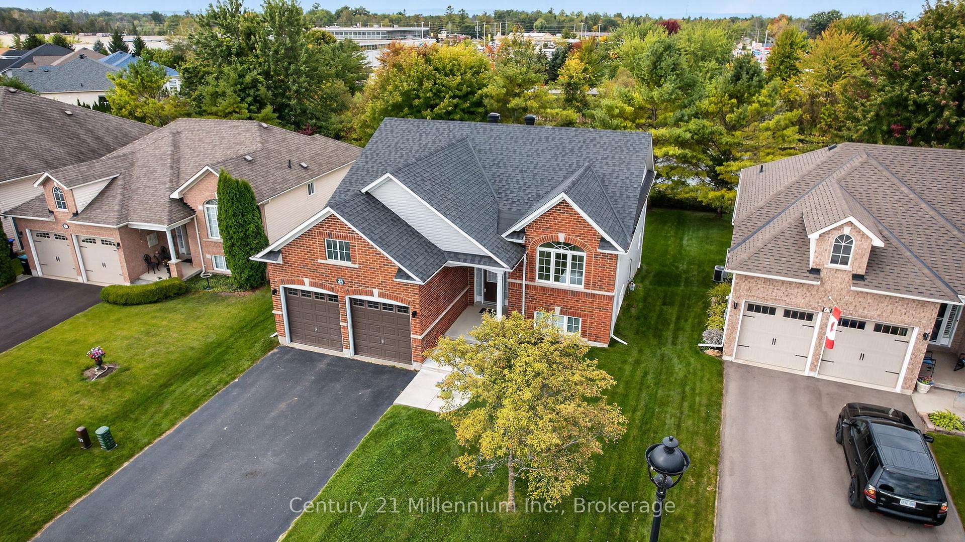 Photo 38 of 45 Red Pine Crescent, Wasaga Beach — HOMEH