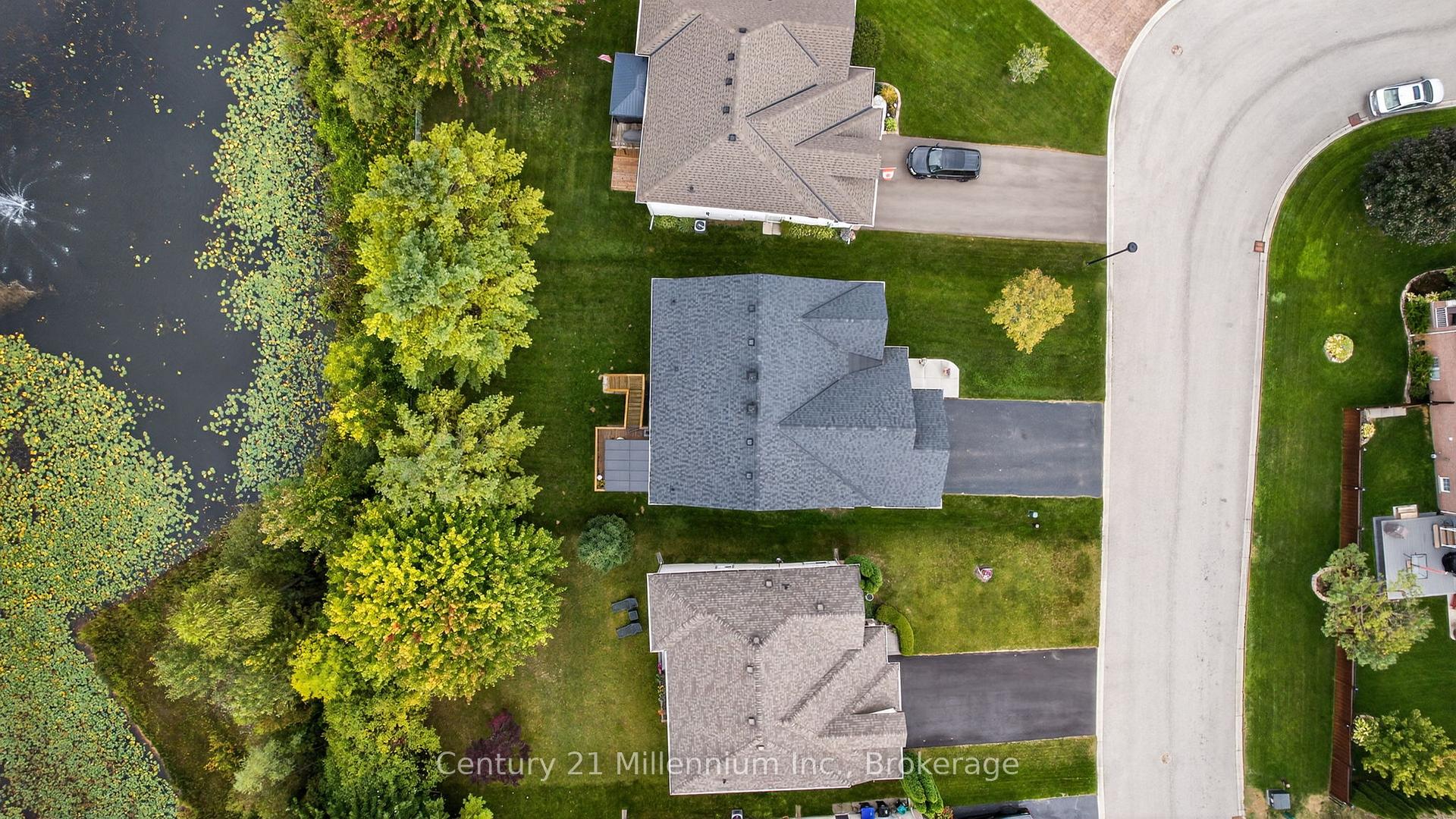 Photo 40 of 45 Red Pine Crescent, Wasaga Beach — HOMEH