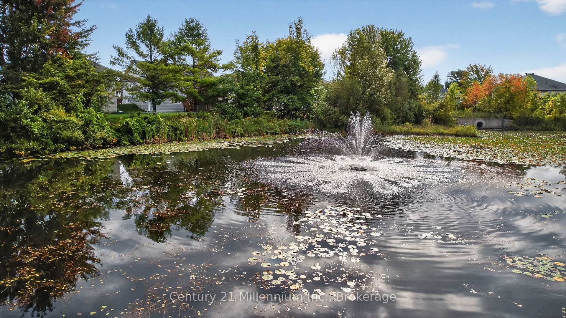 Photo 42 of 45 Red Pine Crescent, Wasaga Beach — HOMEH
