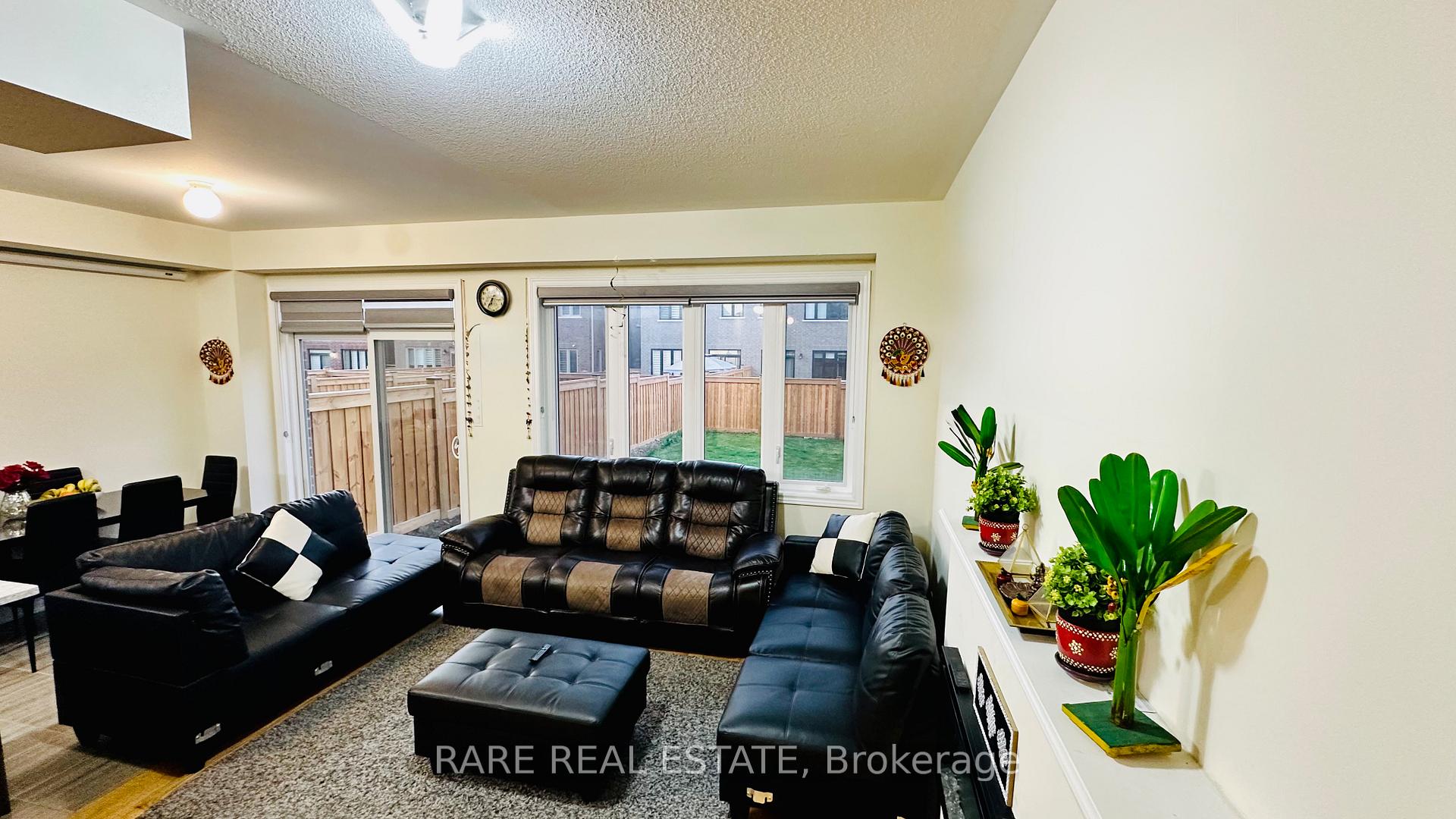 Photo 12 of 131 Closson Drive, Whitby, Rural Whitby — HOMEH