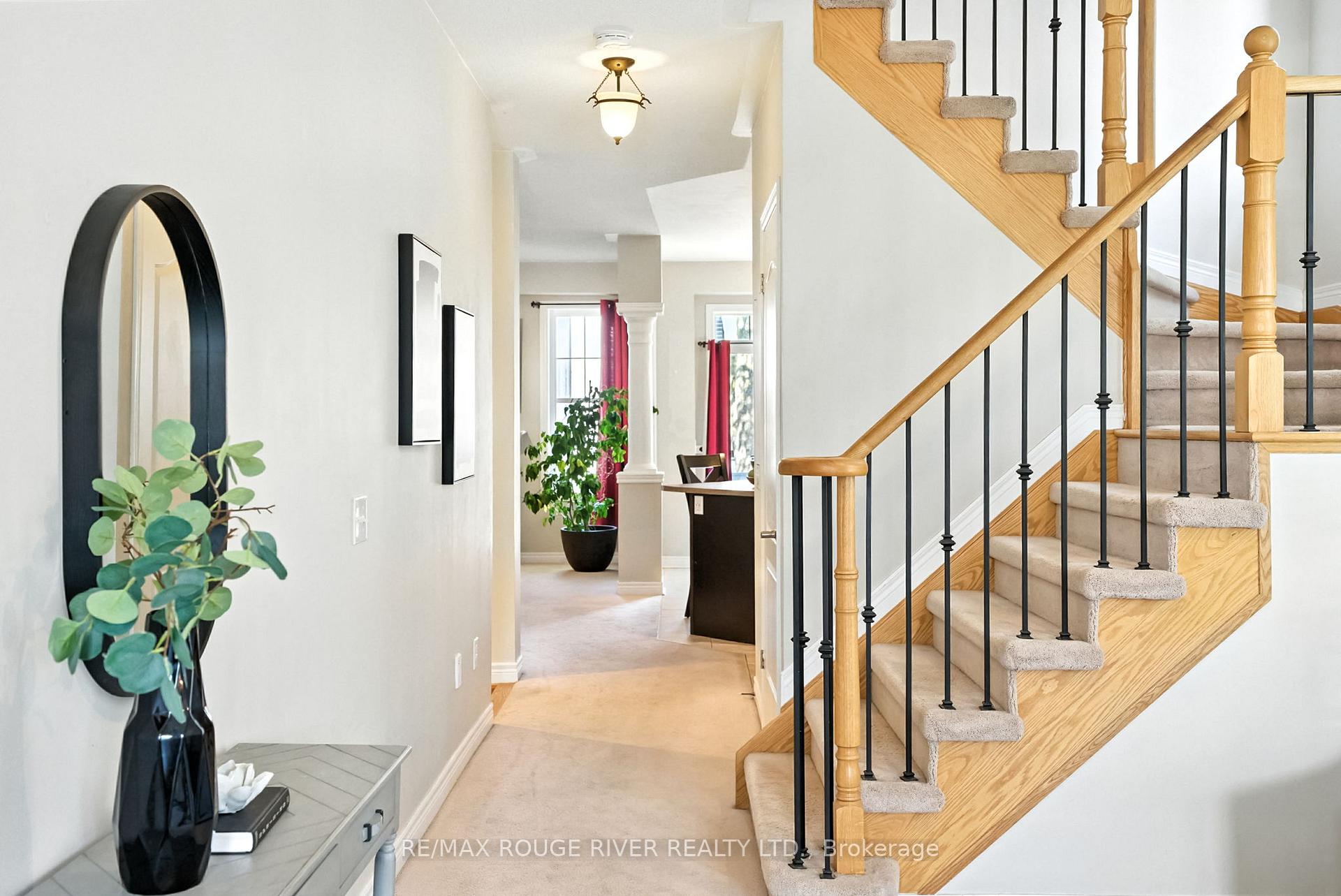 Photo 8 of 47 James Govan Drive, Whitby, Port Whitby — HOMEH