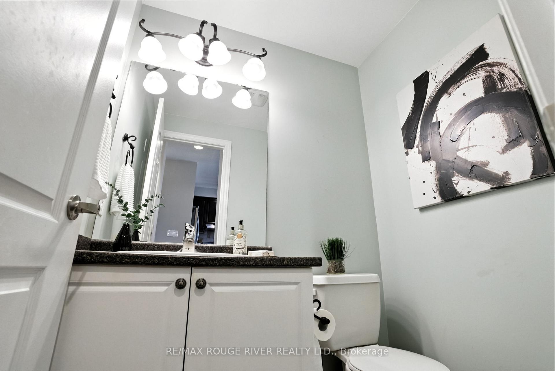 Photo 9 of 47 James Govan Drive, Whitby, Port Whitby — HOMEH