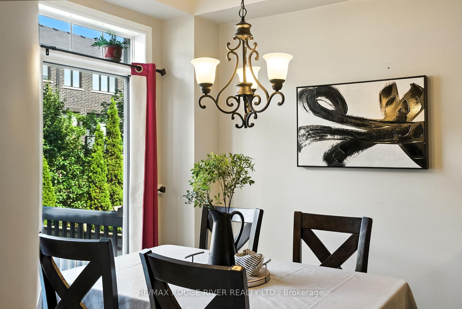 Photo 16 of 47 James Govan Drive, Whitby, Port Whitby — HOMEH