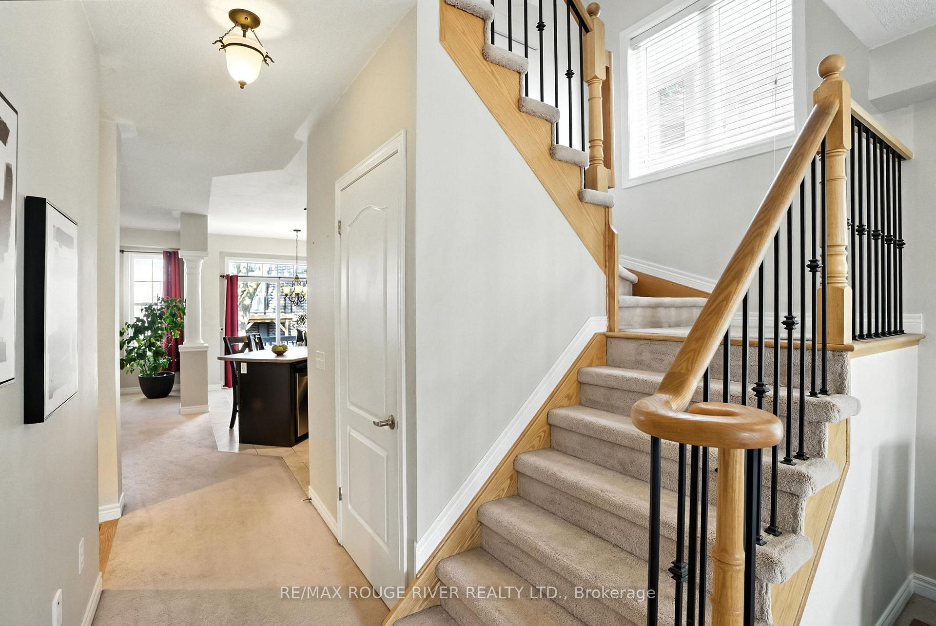Photo 21 of 47 James Govan Drive, Whitby, Port Whitby — HOMEH