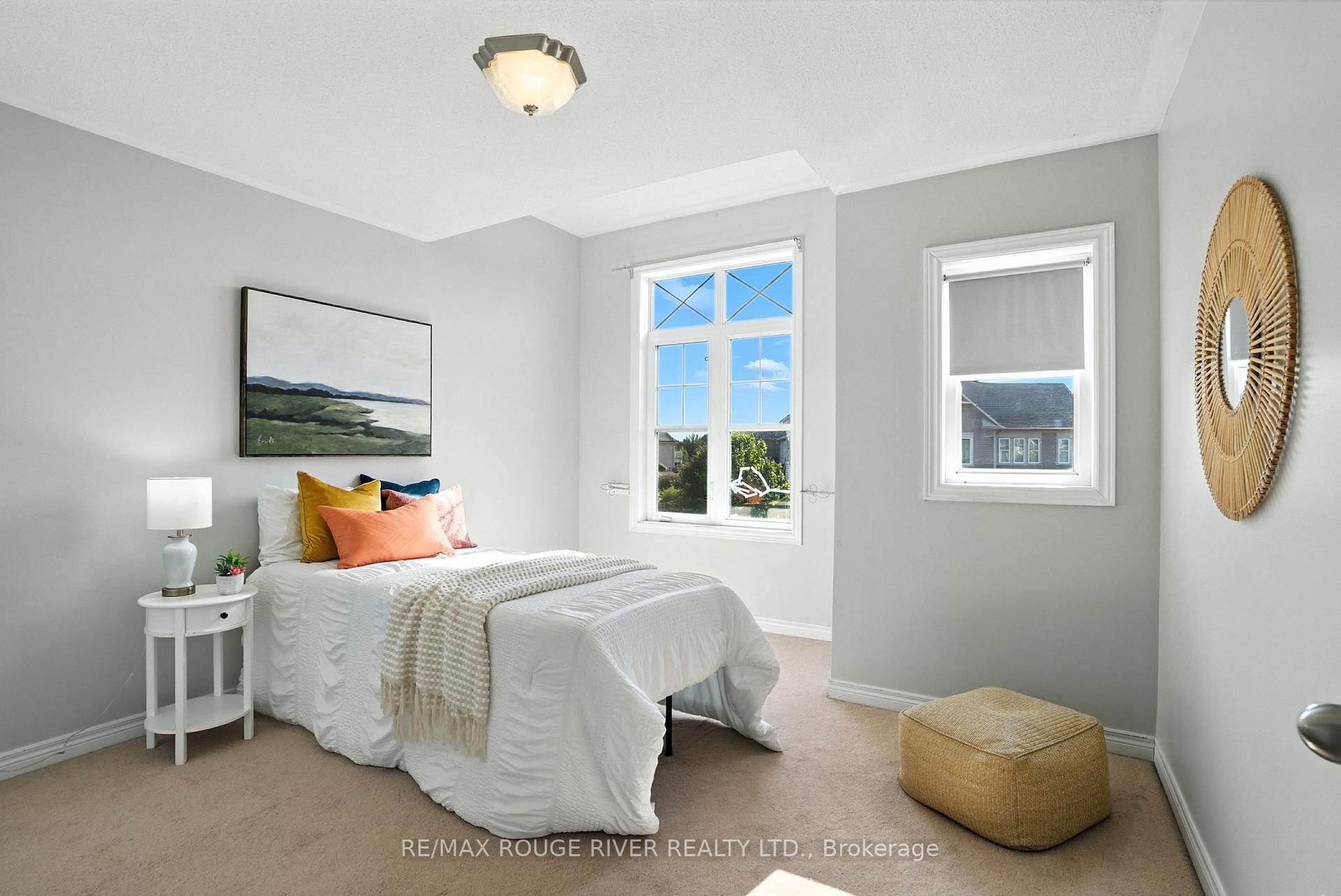 Photo 22 of 47 James Govan Drive, Whitby, Port Whitby — HOMEH