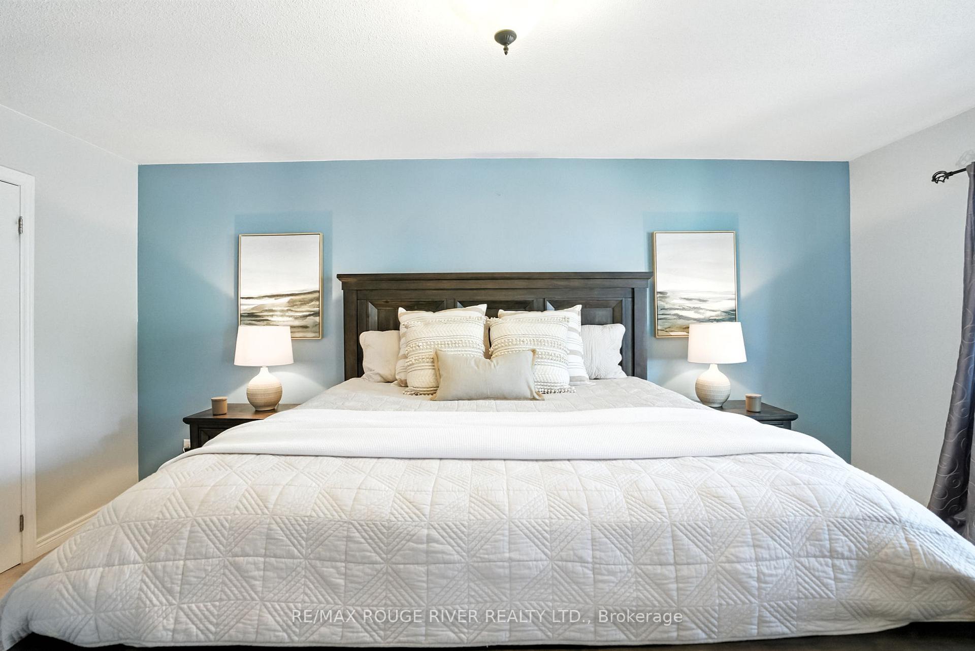 Photo 34 of 47 James Govan Drive, Whitby, Port Whitby — HOMEH