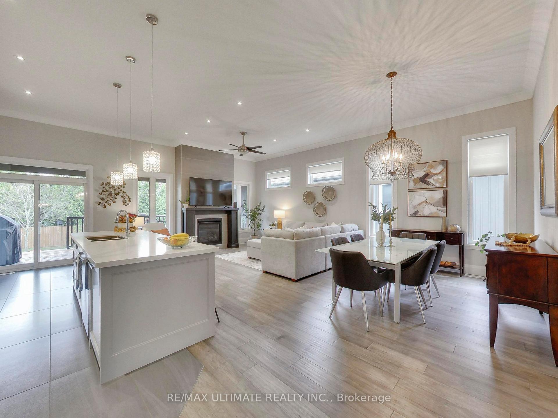 Photo 5 of 121 Lily Drive, Wasaga Beach — HOMEH