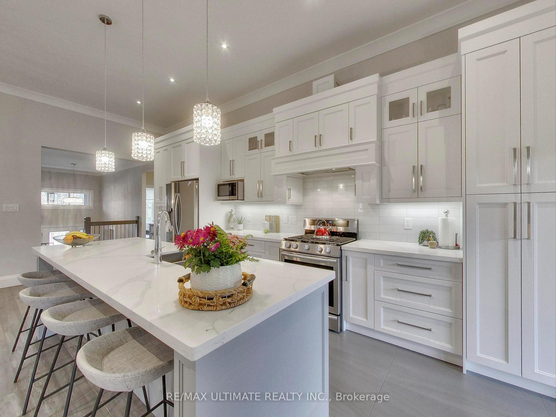 Photo 14 of 121 Lily Drive, Wasaga Beach — HOMEH