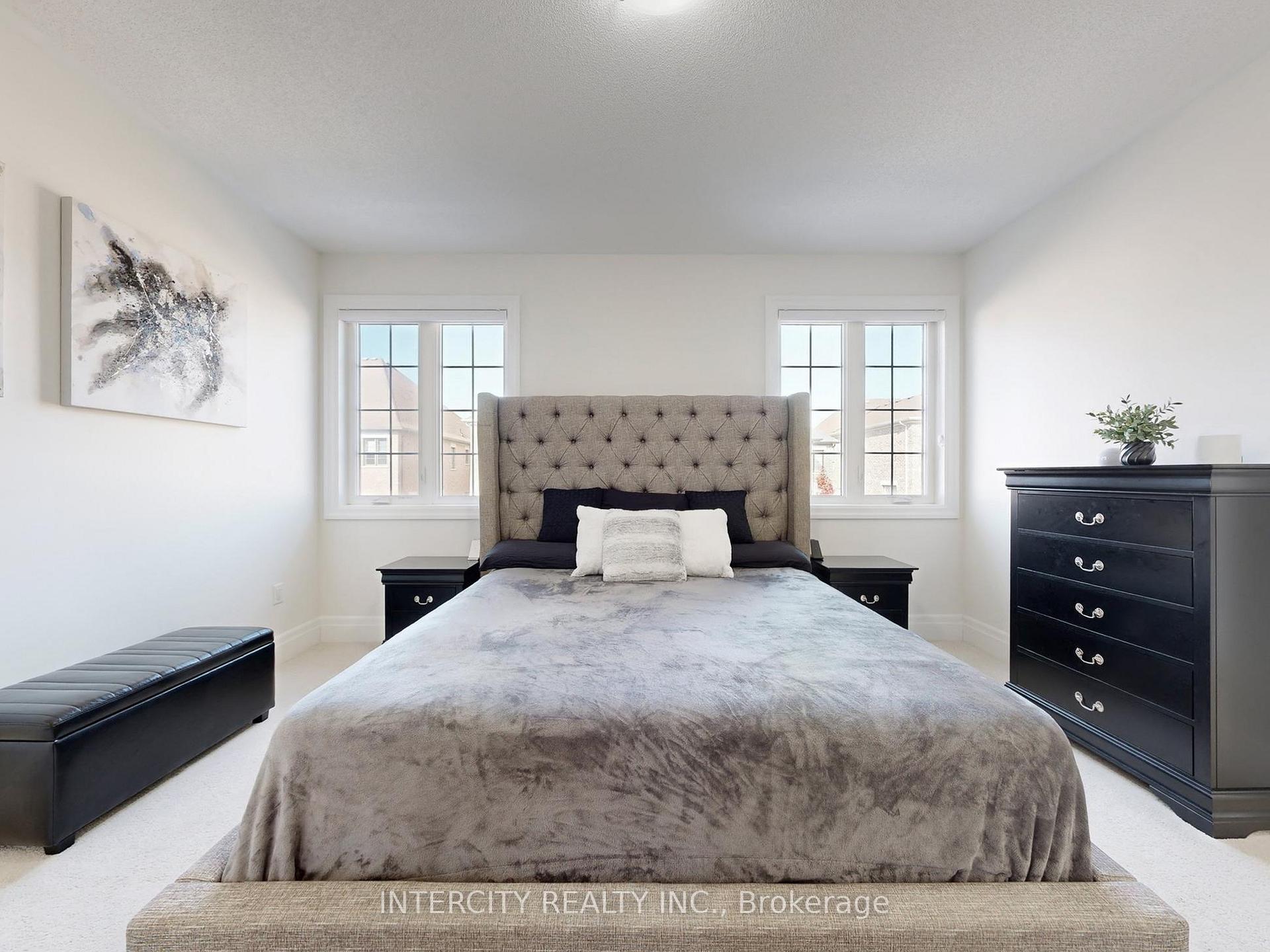 Photo 26 of 68 Klein Mills Road, Vaughan, Kleinburg — HOMEH