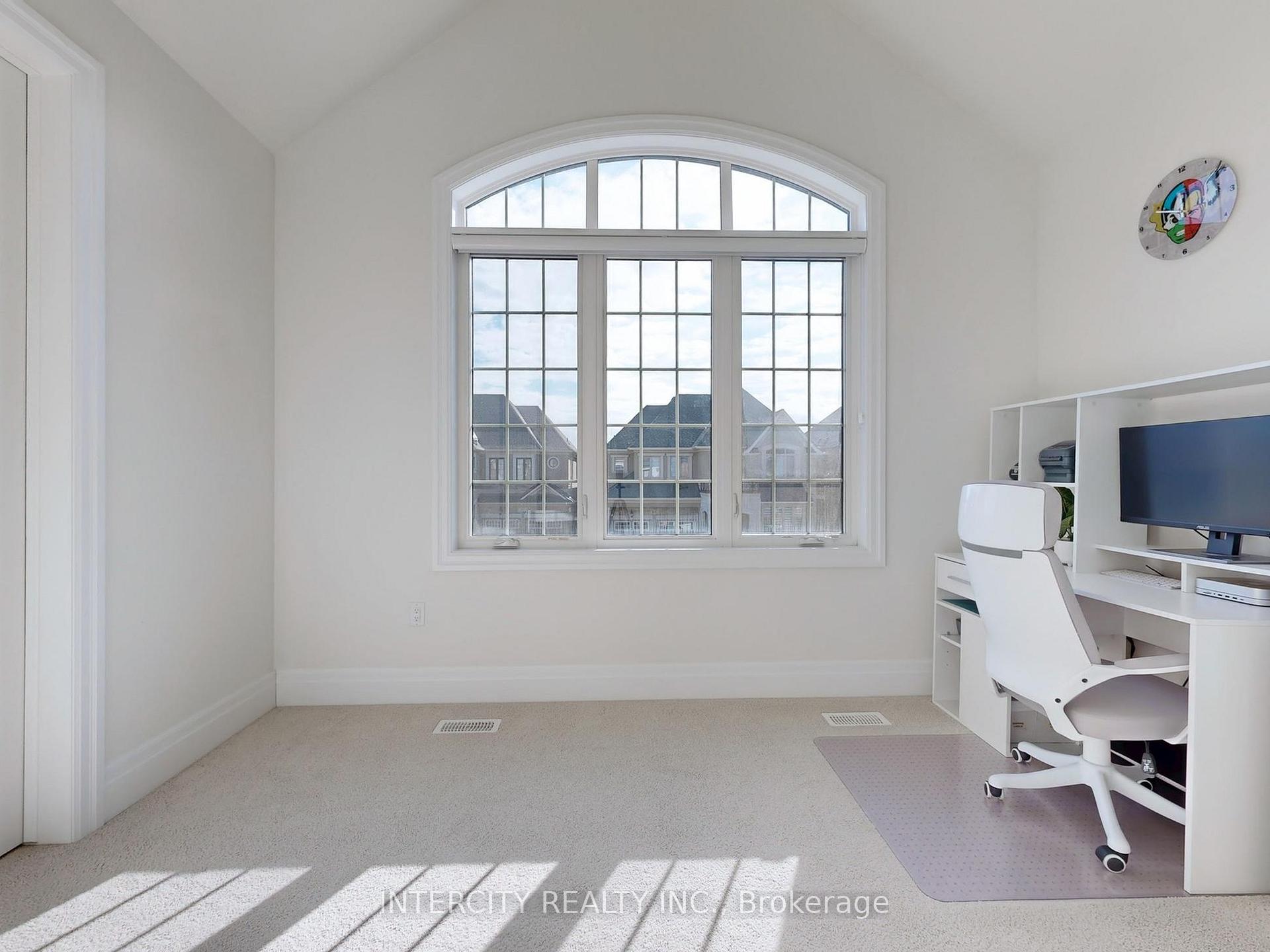 Photo 34 of 68 Klein Mills Road, Vaughan, Kleinburg — HOMEH