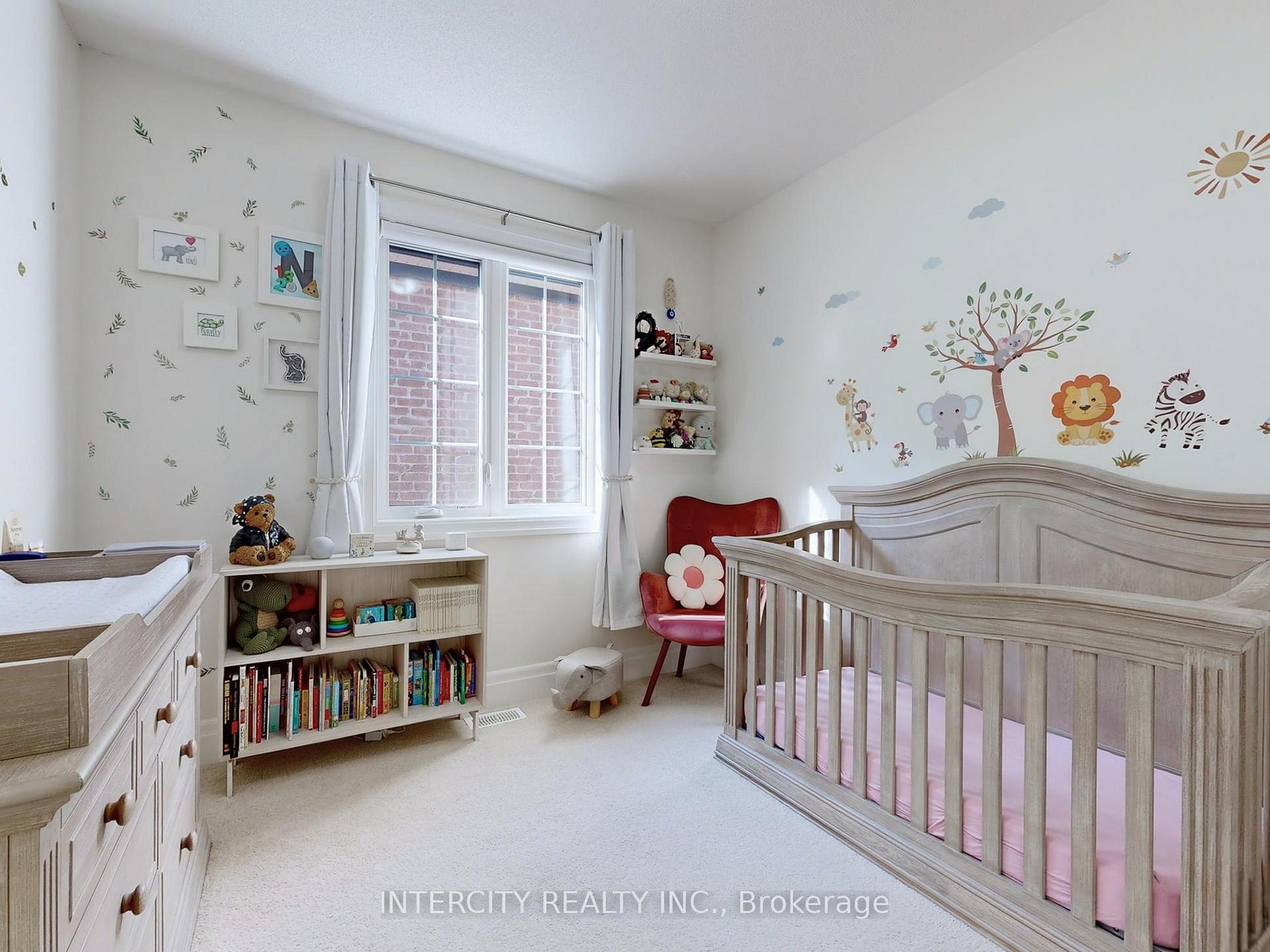 Photo 37 of 68 Klein Mills Road, Vaughan, Kleinburg — HOMEH