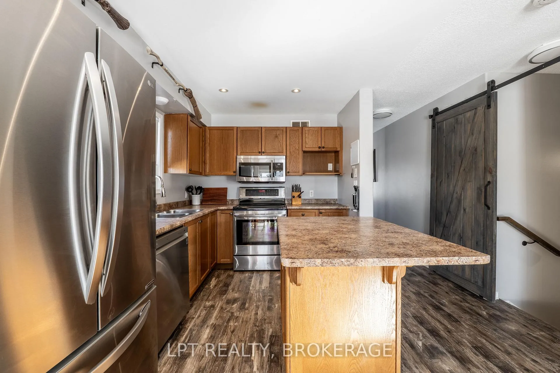 Photo 36 of 487 Mccallum Street, Kingston, Kingston East (Incl Barret Crt) — HOMEH