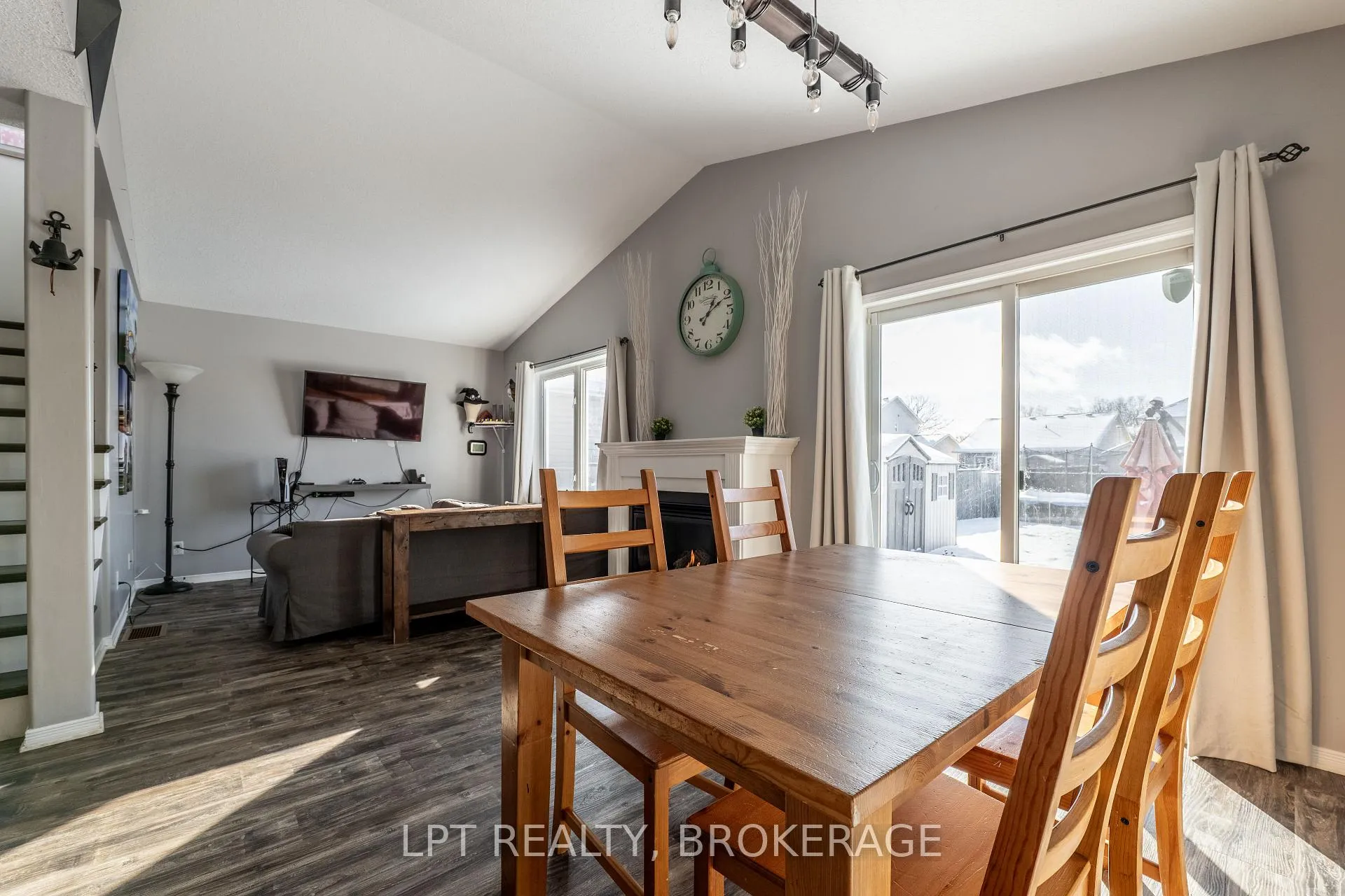 Photo 45 of 487 Mccallum Street, Kingston, Kingston East (Incl Barret Crt) — HOMEH